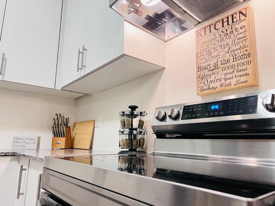 Brand New Luxurious 4B Townhouse