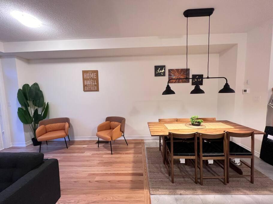 Brand New Luxurious 4B Townhouse