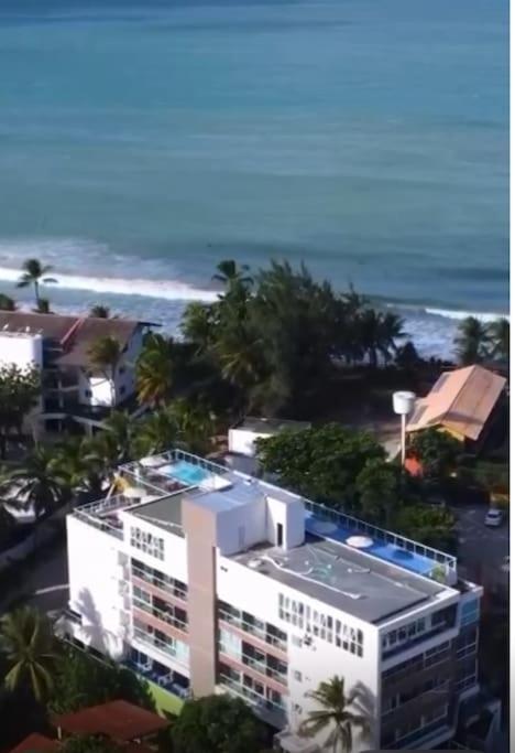 Luxo e conforto no coração de tudo ao lado do mar