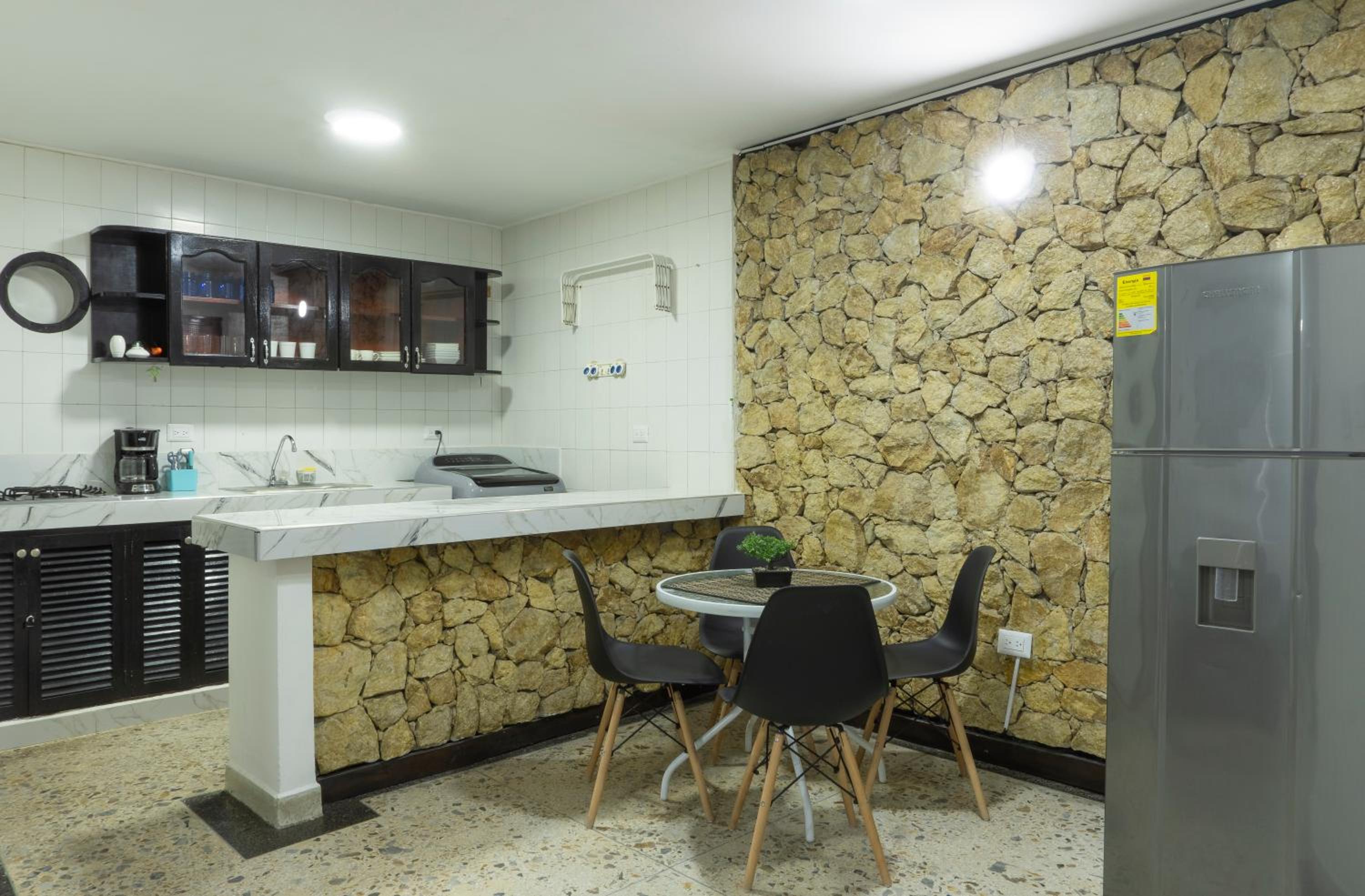 Apartamento Rodadero NO PAGAS MANILLA MAR A 250MTS