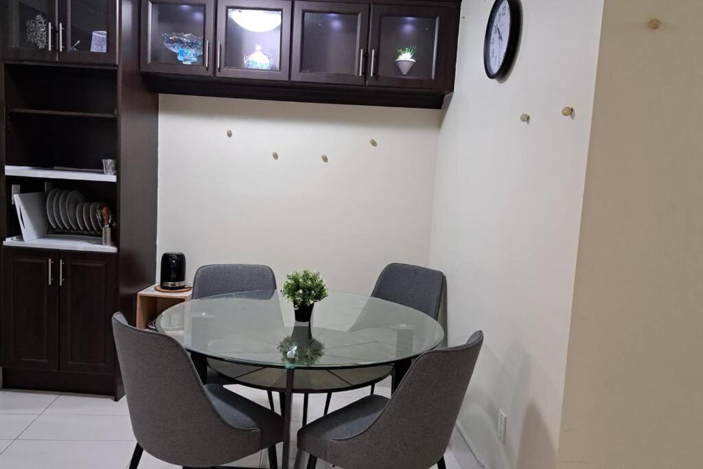 COZY Appartment in Toronto near Airport