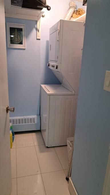 COZY Appartment in Toronto near Airport