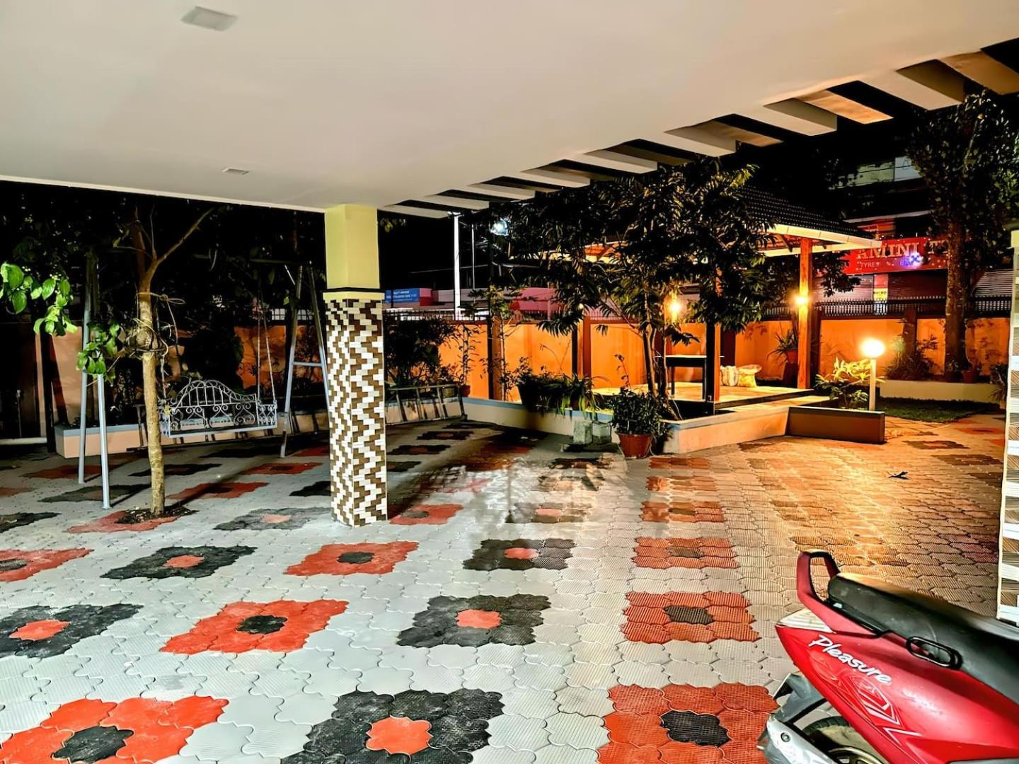 Alleppey Haven 3BR First Floor with Balcony & AC