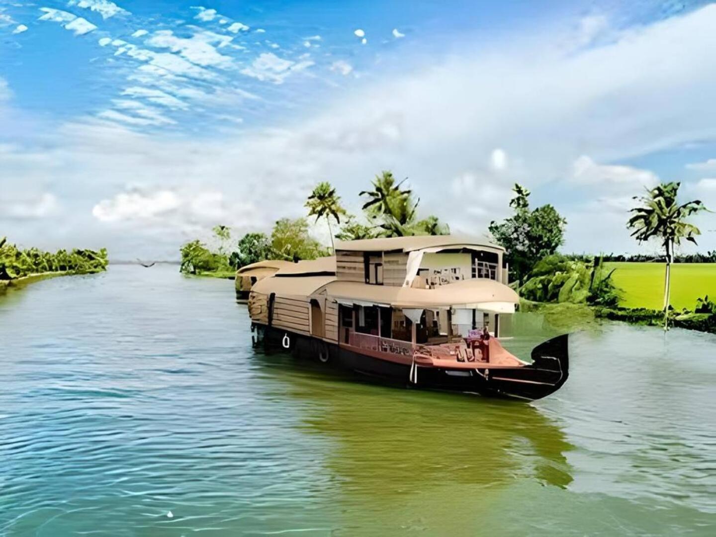 Alleppey Haven 3BR First Floor with Balcony & AC