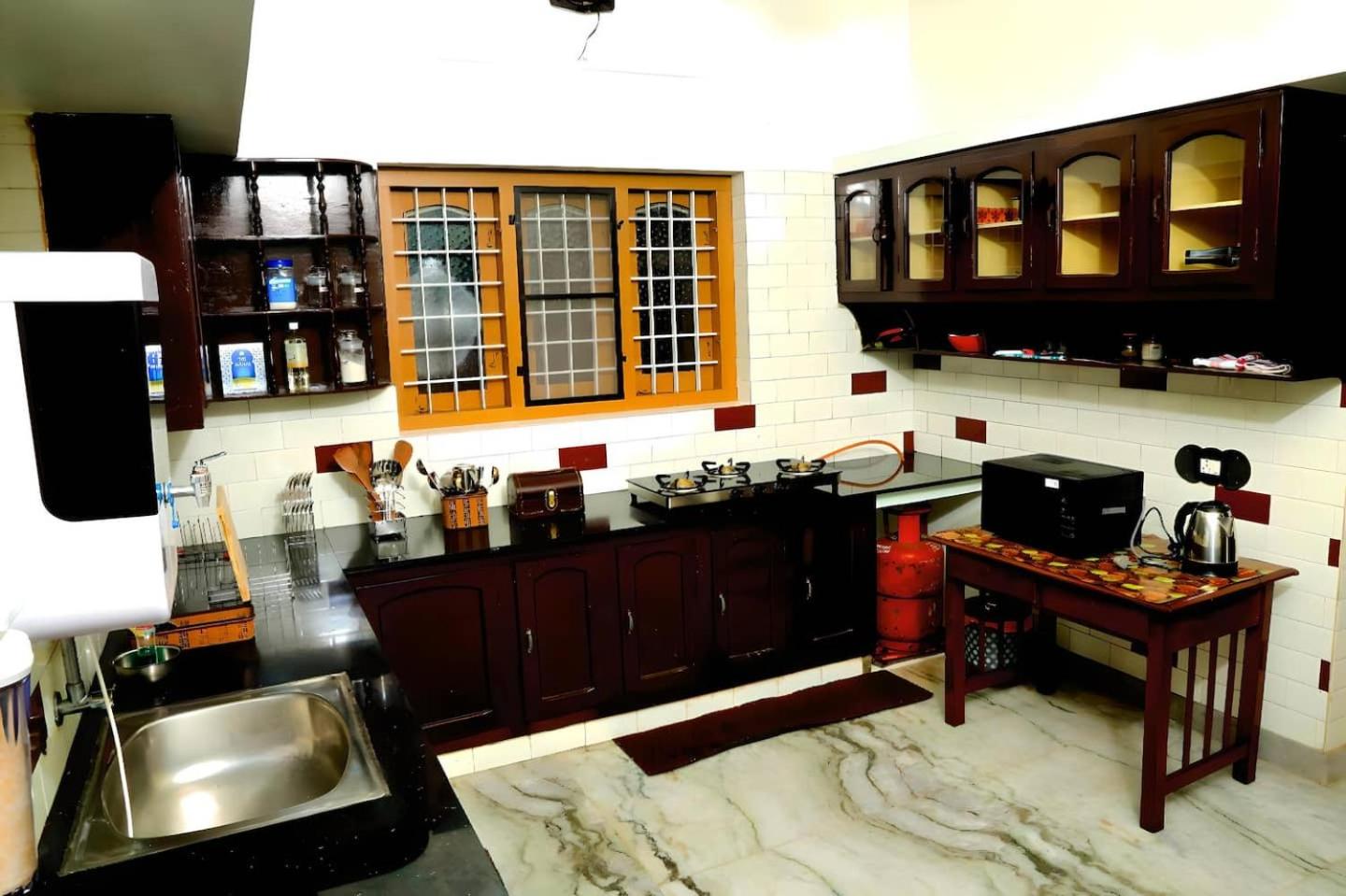 Alleppey Haven 3BR First Floor with Balcony & AC