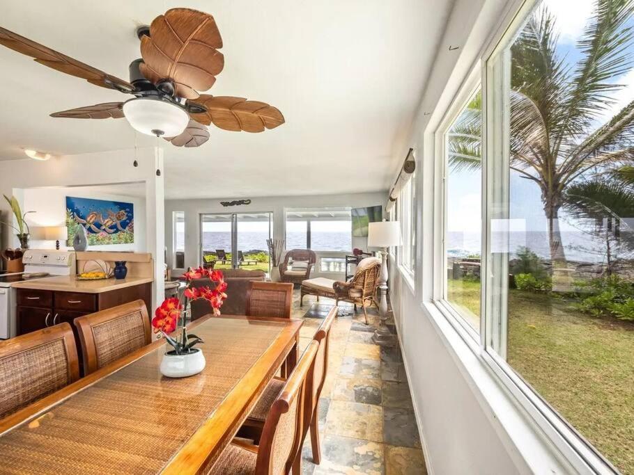 Ocean Front Paradise with Hot Tub in Hawaii view 4