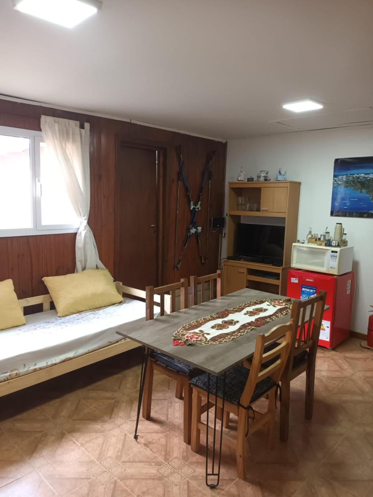 Microcentro de Ushuaia, estamos a una cuadra de la calle principal