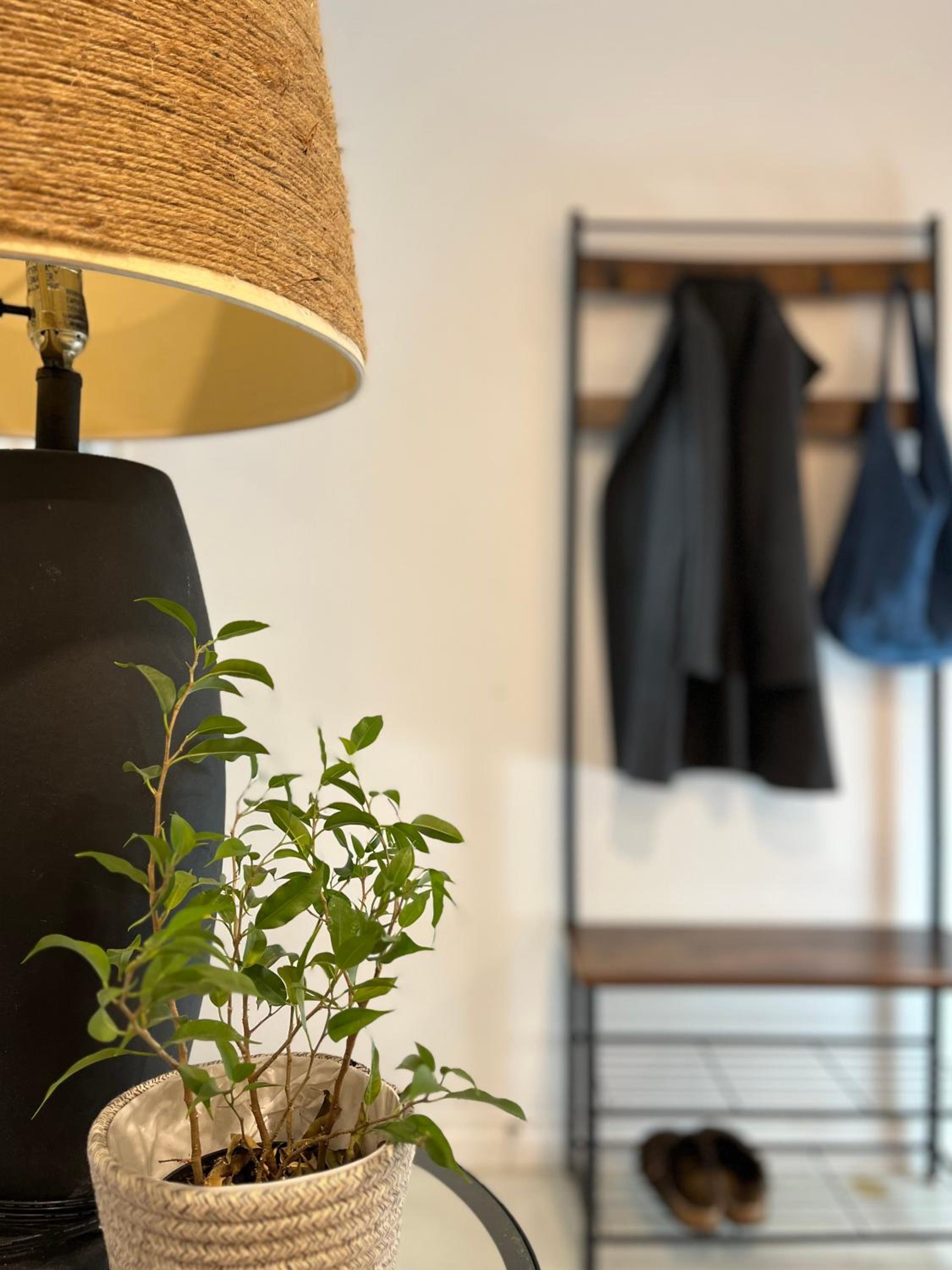Logement complet, proche métro, parking gratuit