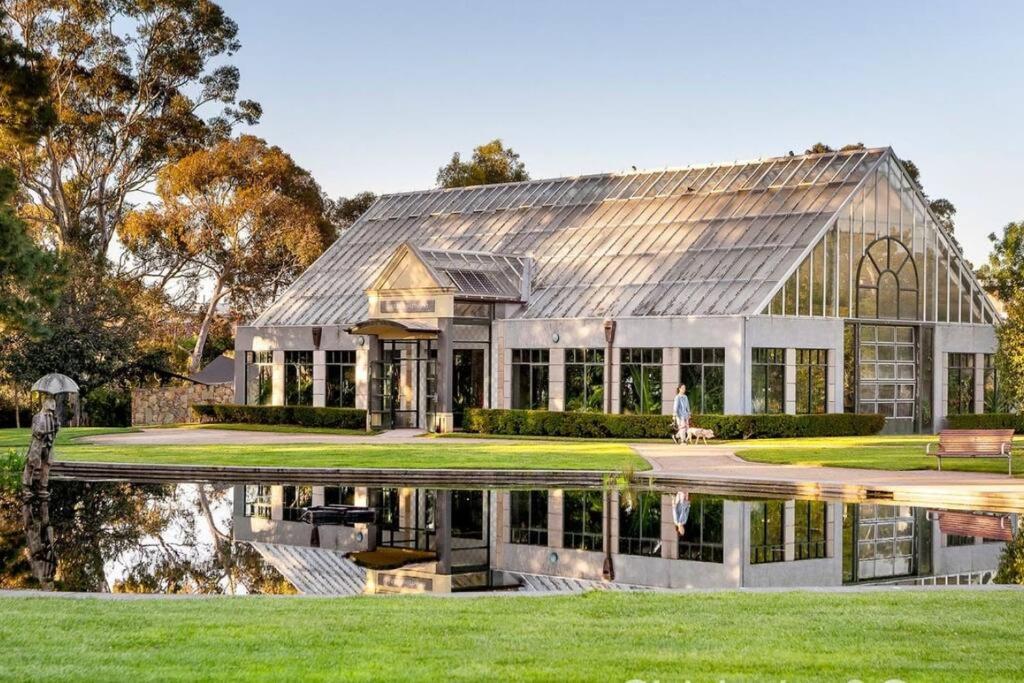 Barkly Beachside Escape