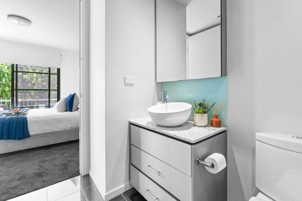 Barkly Beachside Escape