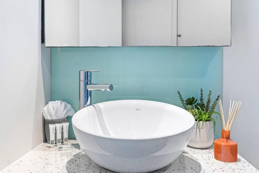 Barkly Beachside Escape