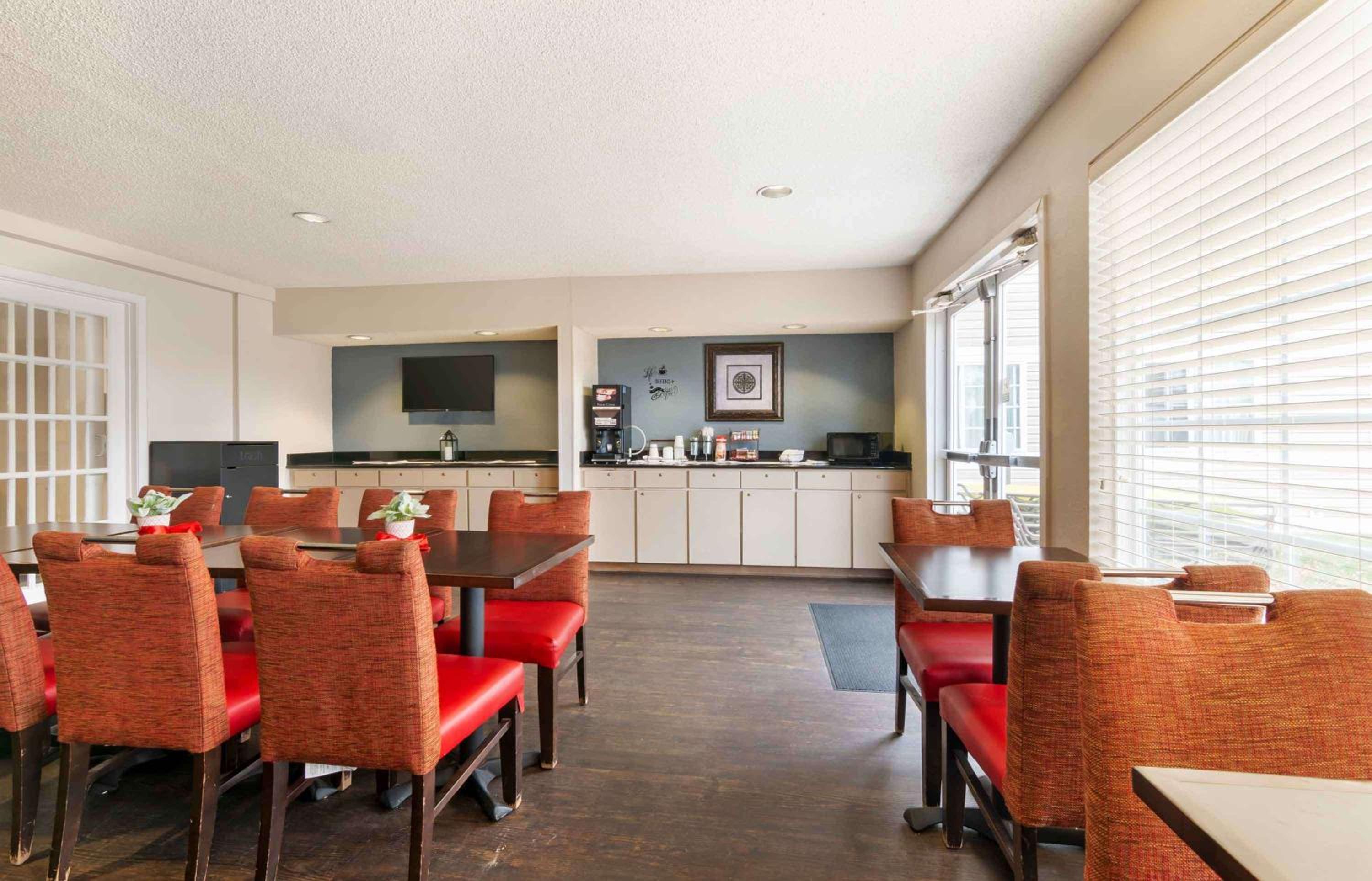 Kansas City Vacations - Extended Stay America Suites - Kansas City - Airport - Tiffany Springs - Property Image 40