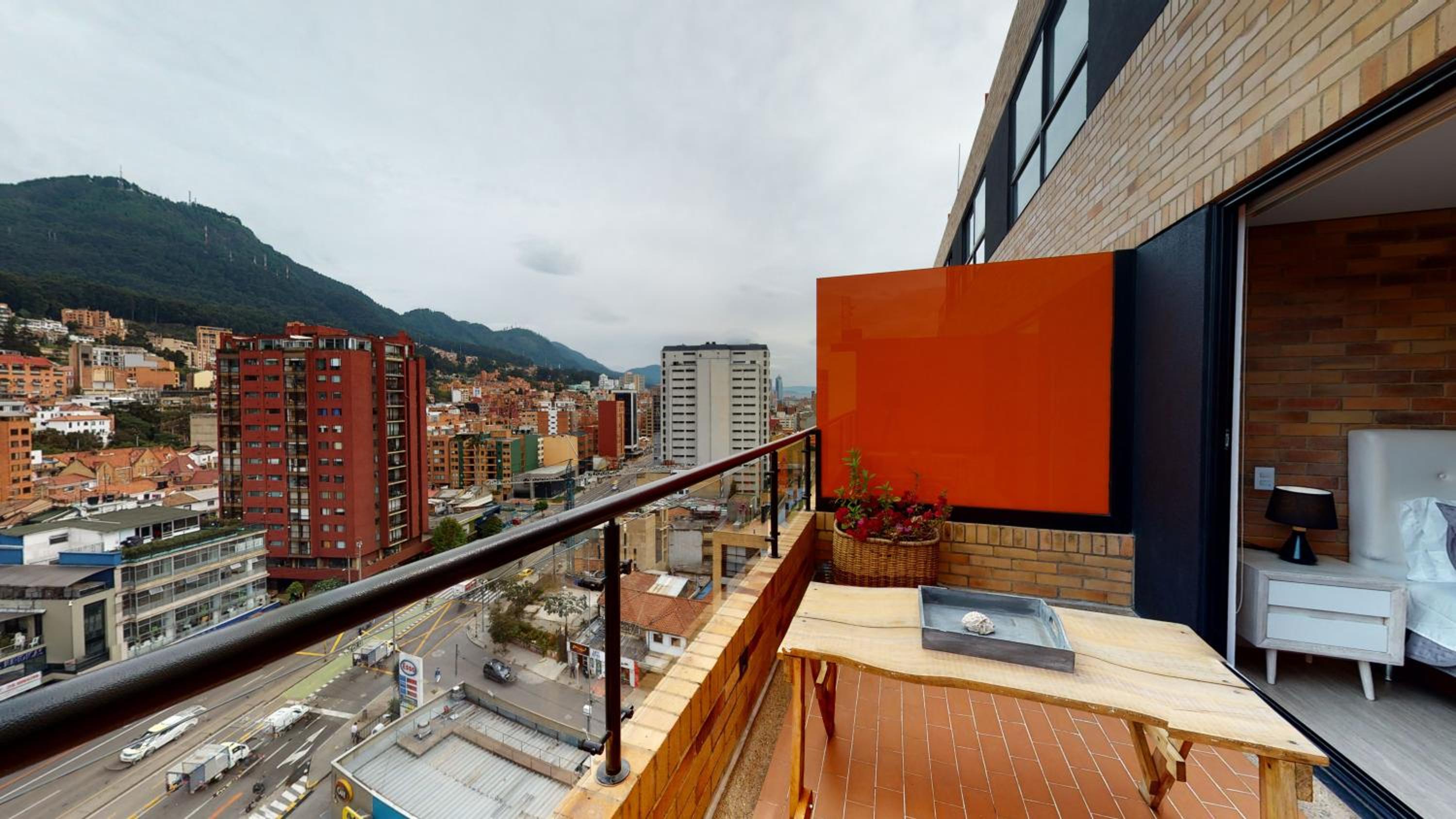 1304 Espectacular apto con excelente vista