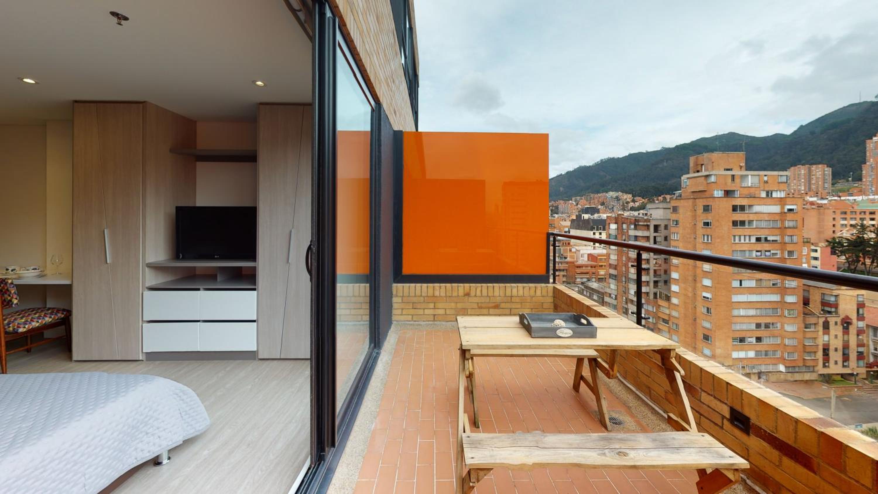 1304 Espectacular apto con excelente vista