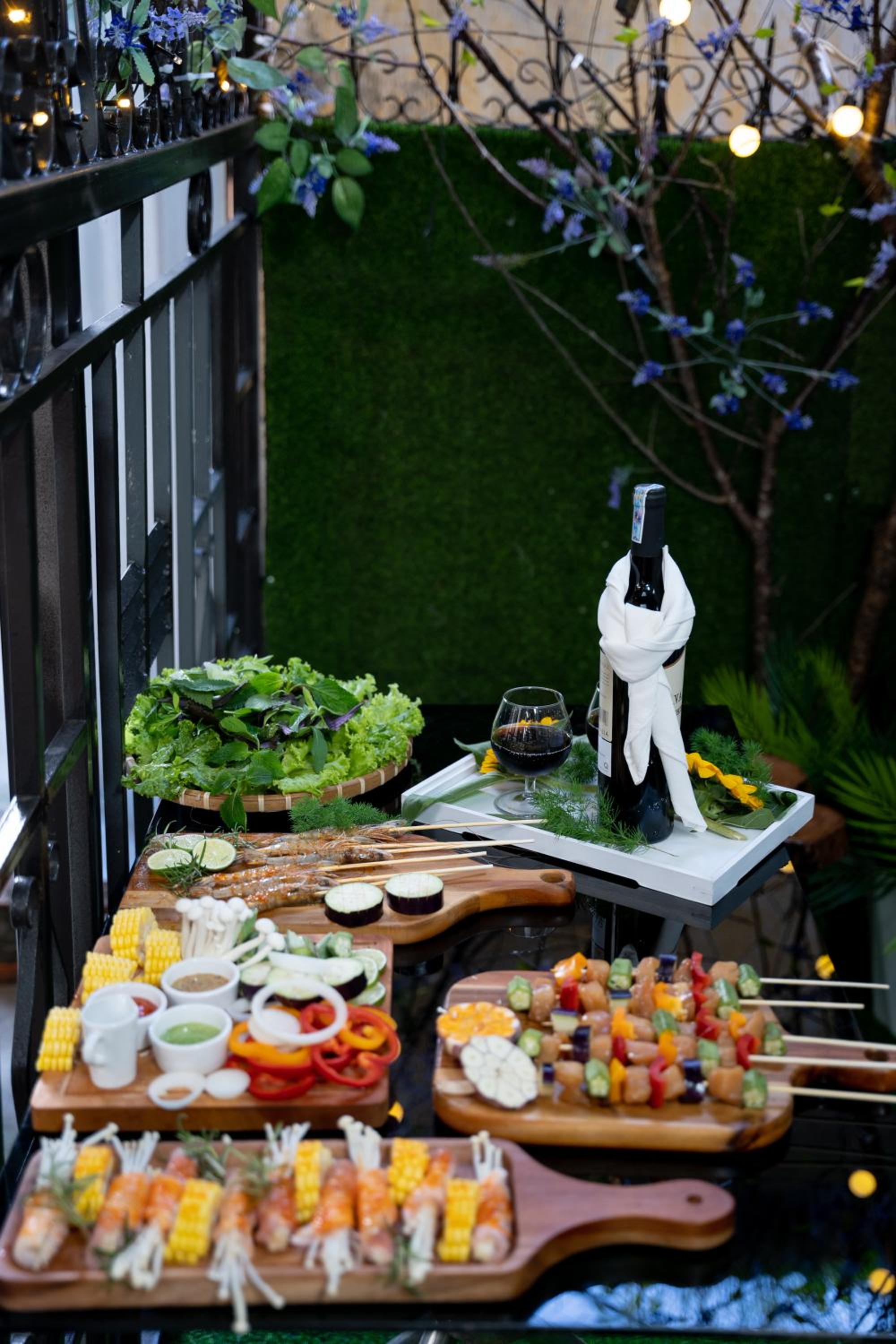 dining