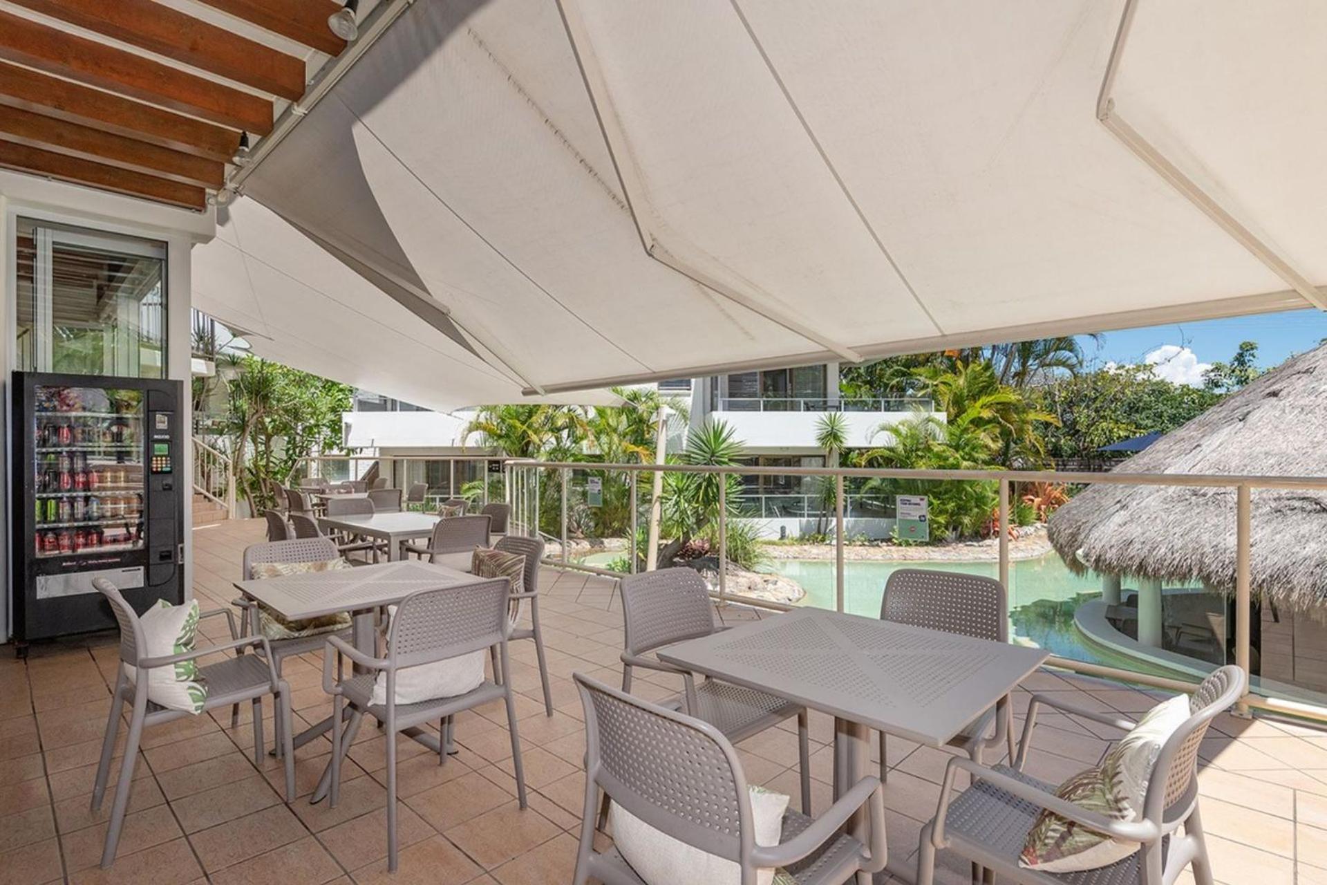 145 'Noosa International' 1 Edgar Bennett Noosa He