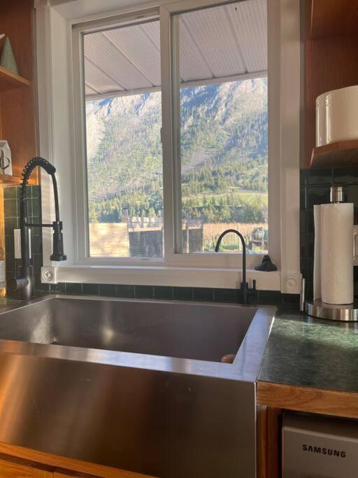 Taurean Vines Guest house