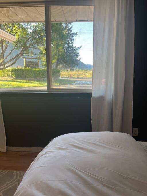 Taurean Vines Guest house