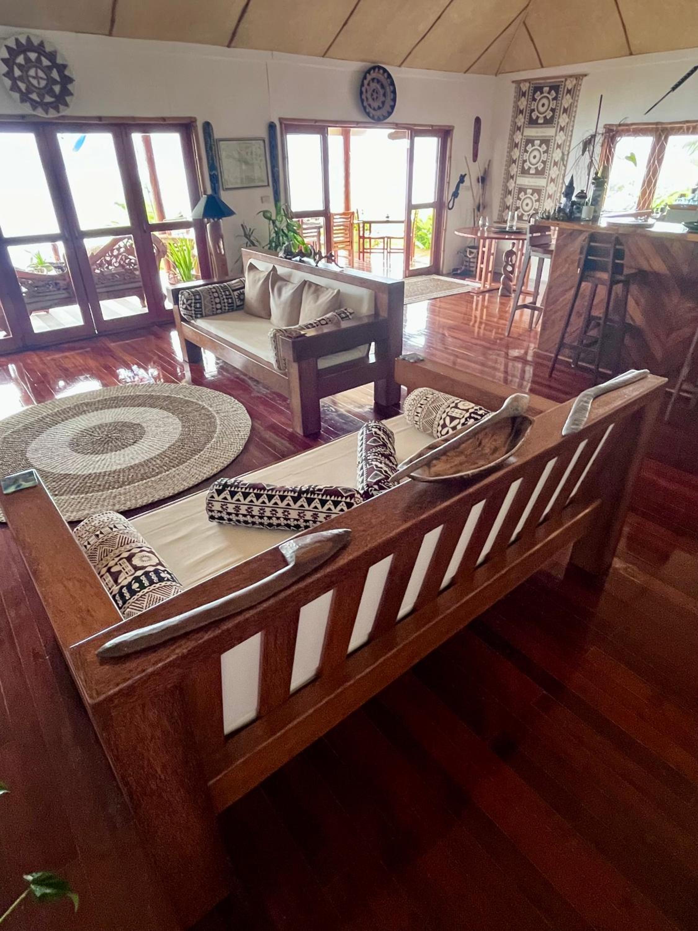 Naveria Heights Lodge - Image 2