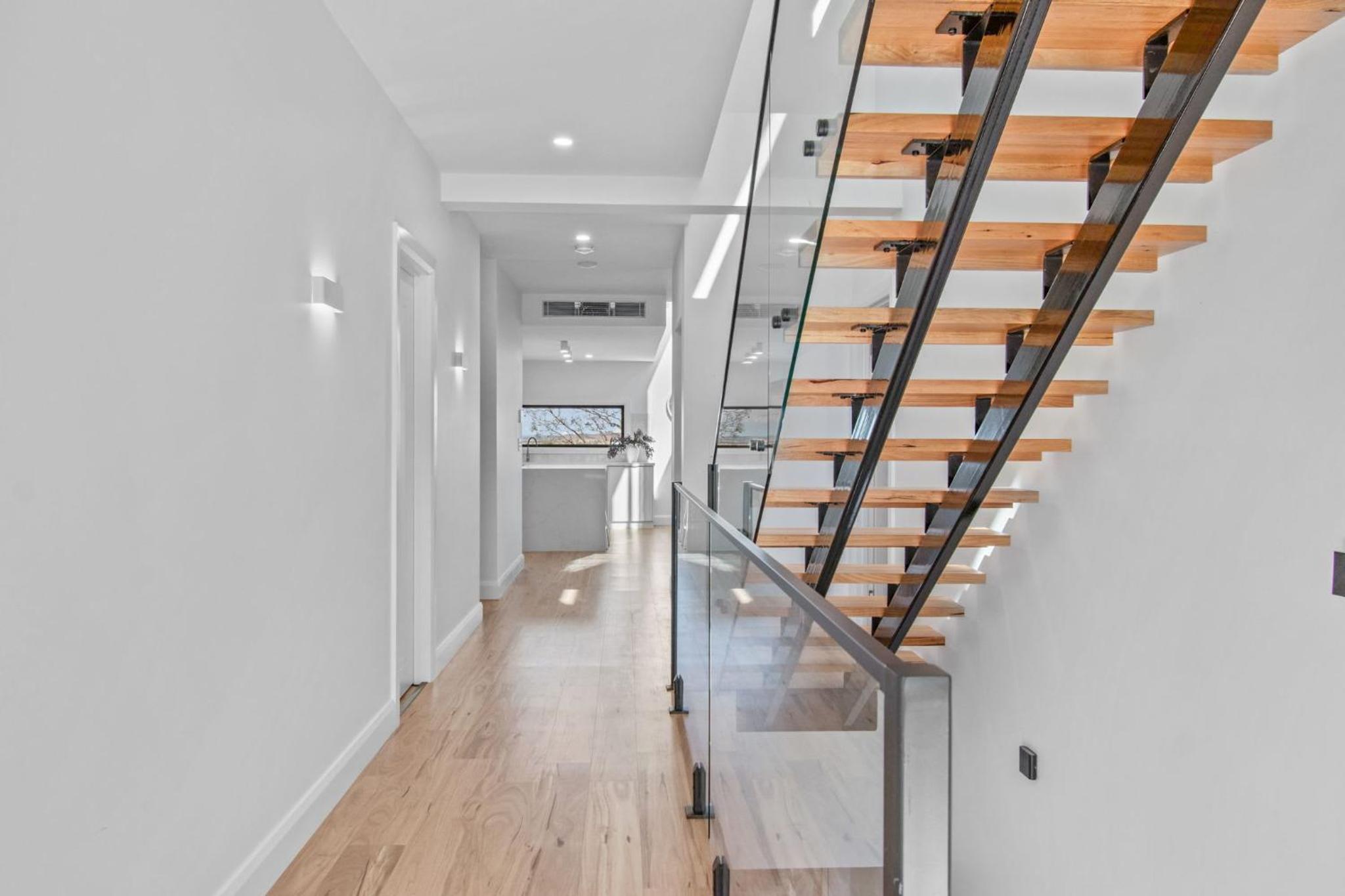 Heights of Luxury - Elite Contemporary Entertainer