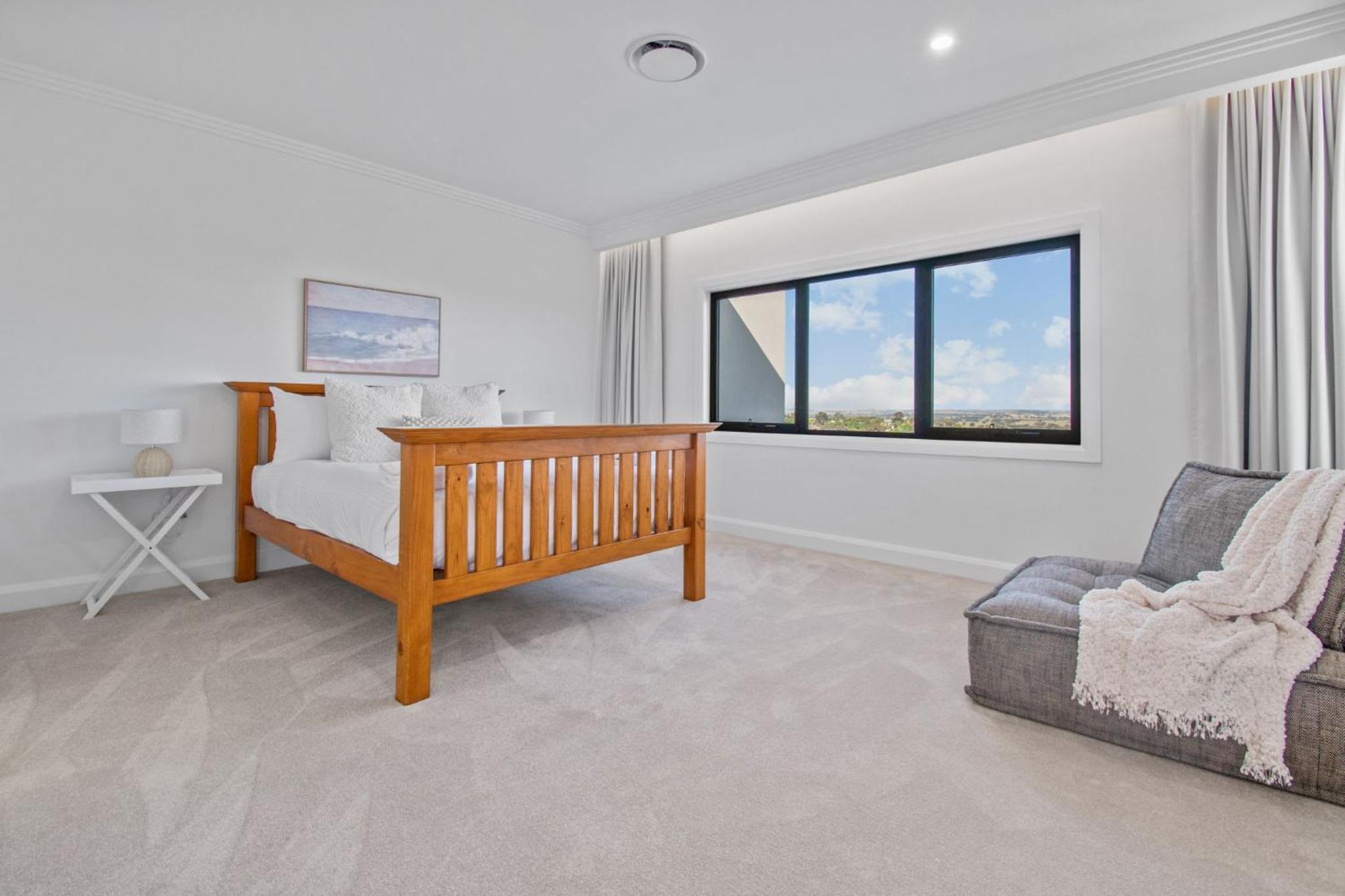 Heights of Luxury - Elite Contemporary Entertainer