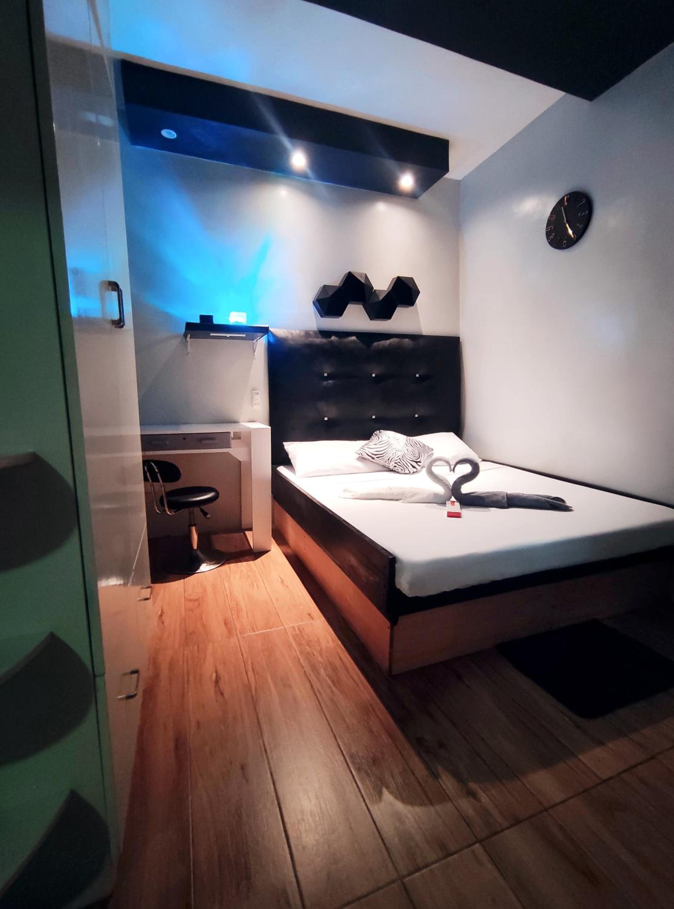 Photo 6
