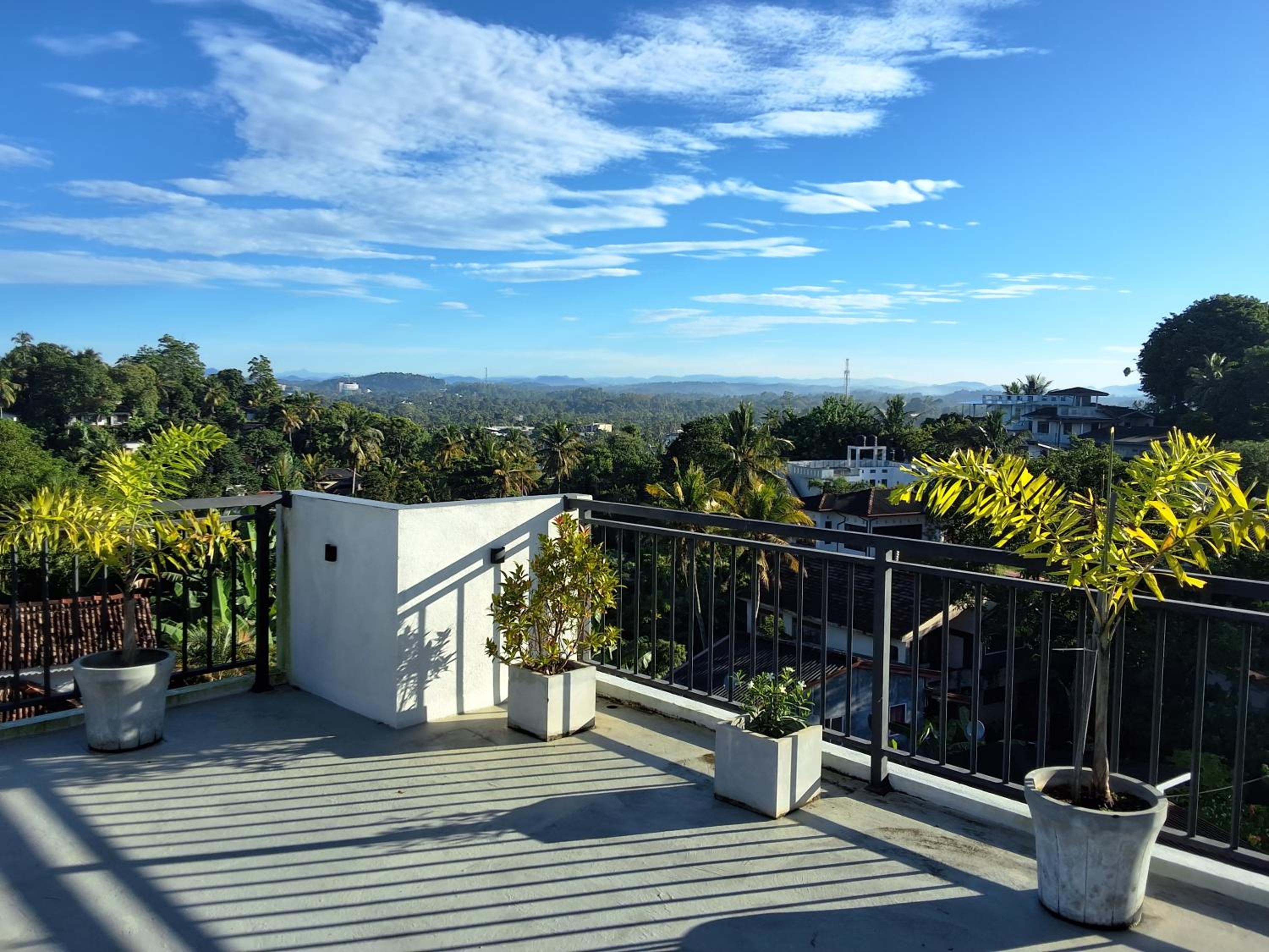 Shine Ray VILLA