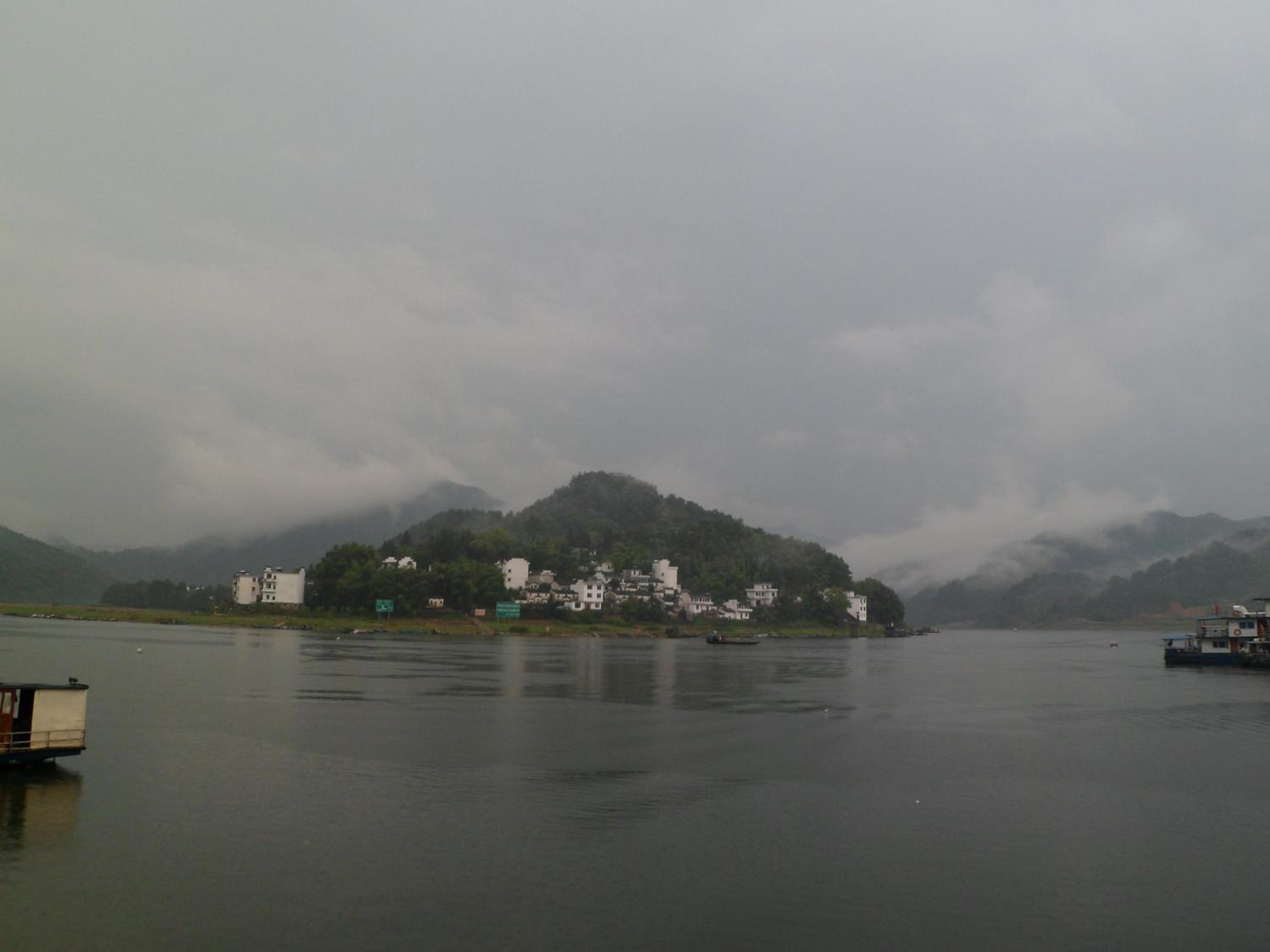 Shexian Shendu Tianggang Farm Stay