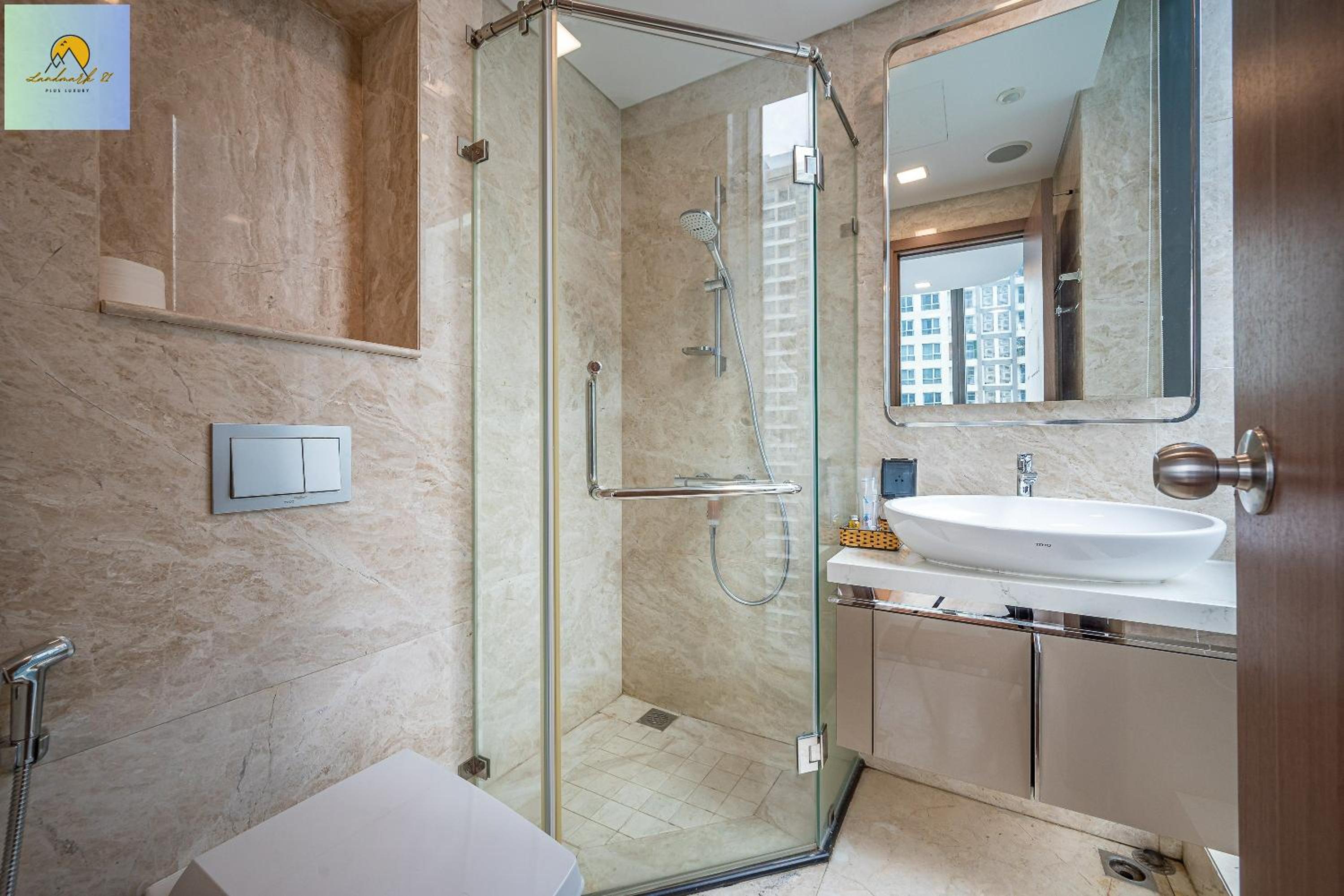 Landmark 81 Plus Luxury
