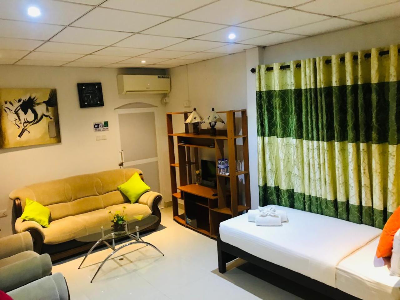 Diva Villa Airport Transit Hotel
