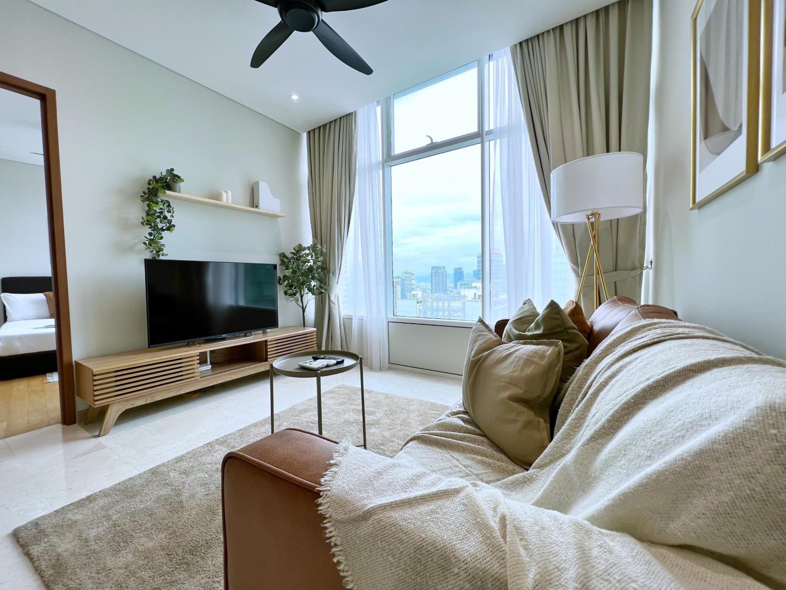 Sky Suites Charming 3BR Suite KLCC View