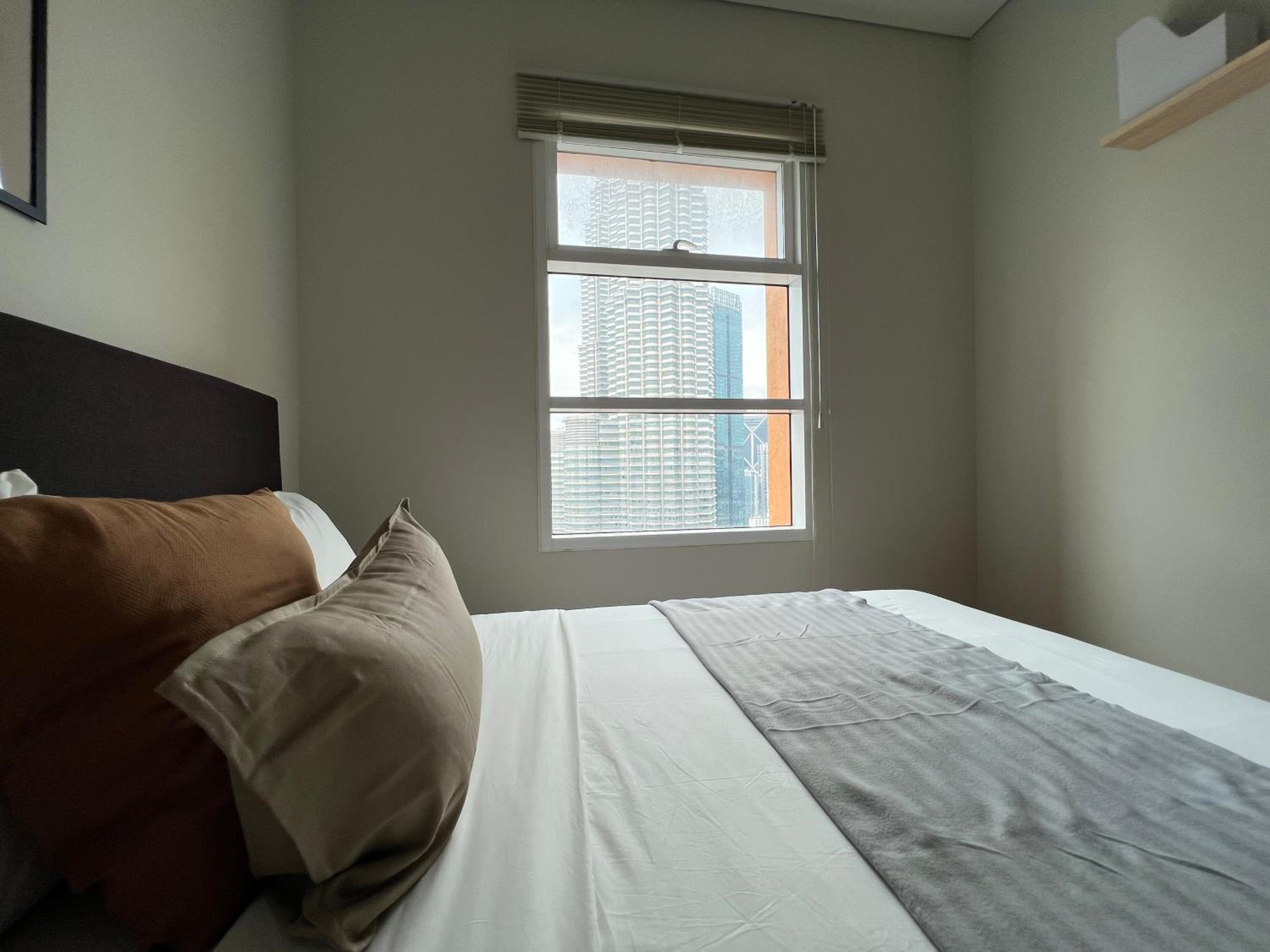 Sky Suites Charming 3BR Suite KLCC View