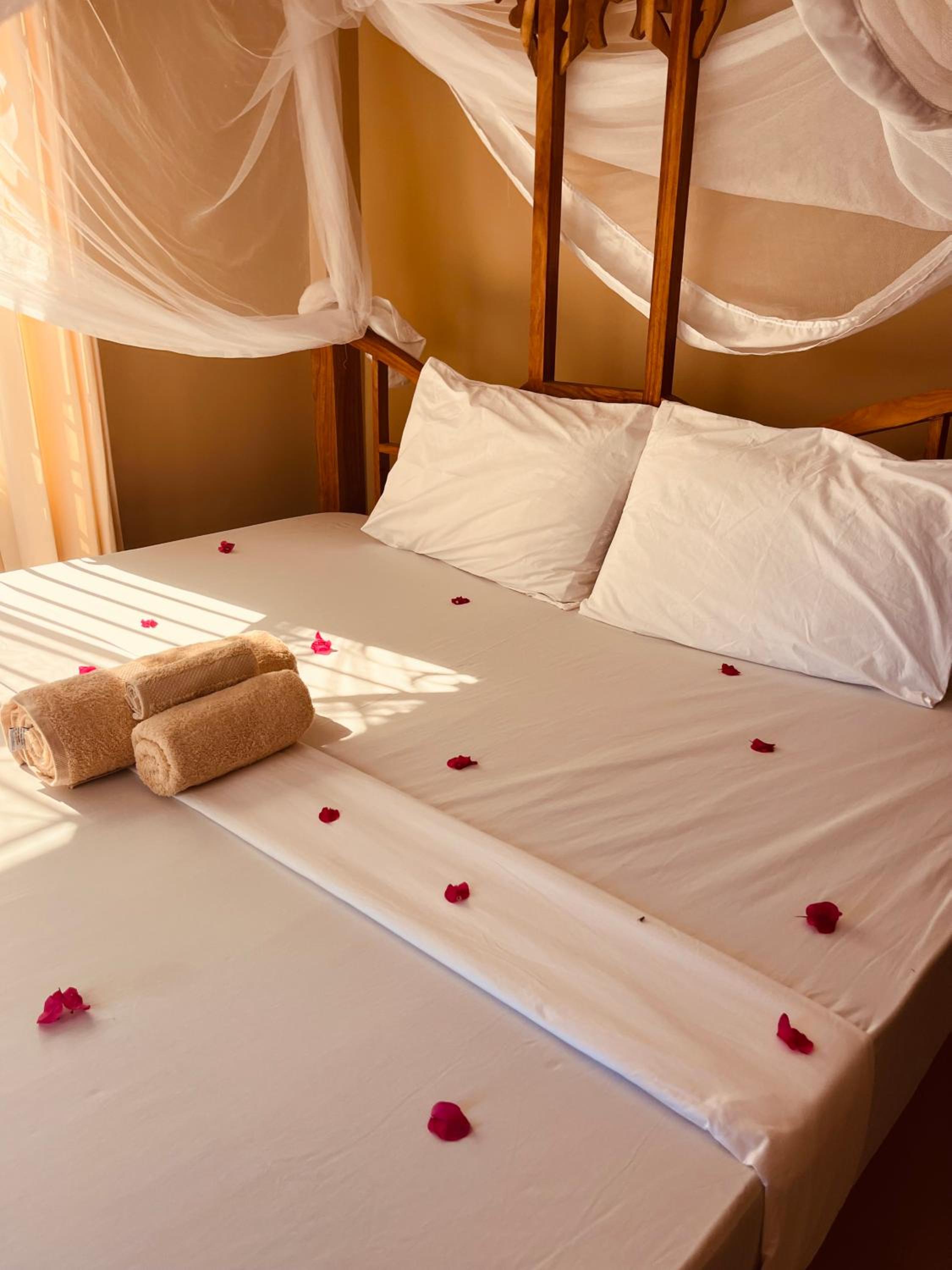 Binta Boutique Hotel - Small Oasis near Nungwi Beach