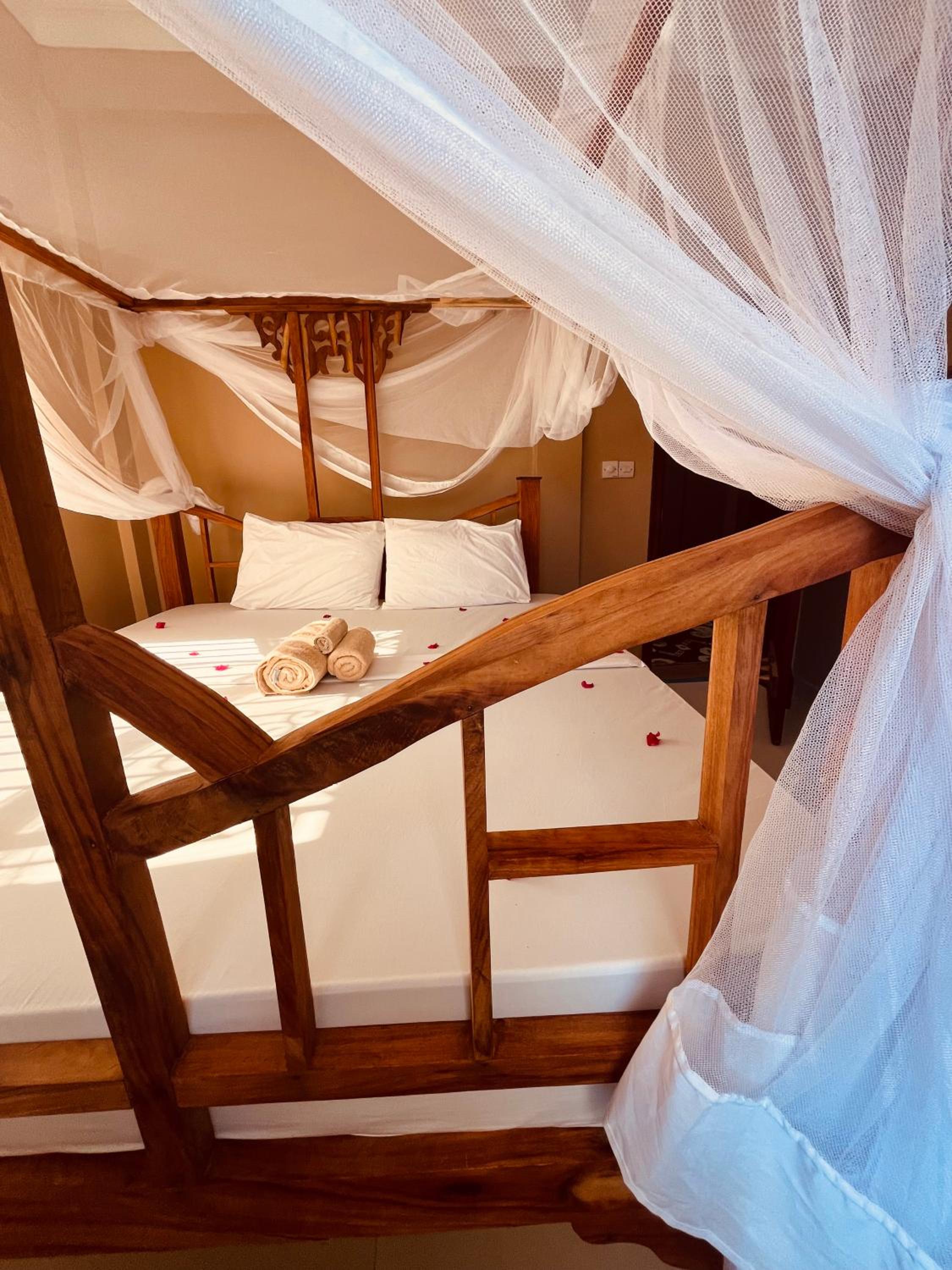 Binta Boutique Hotel - Small Oasis near Nungwi Beach