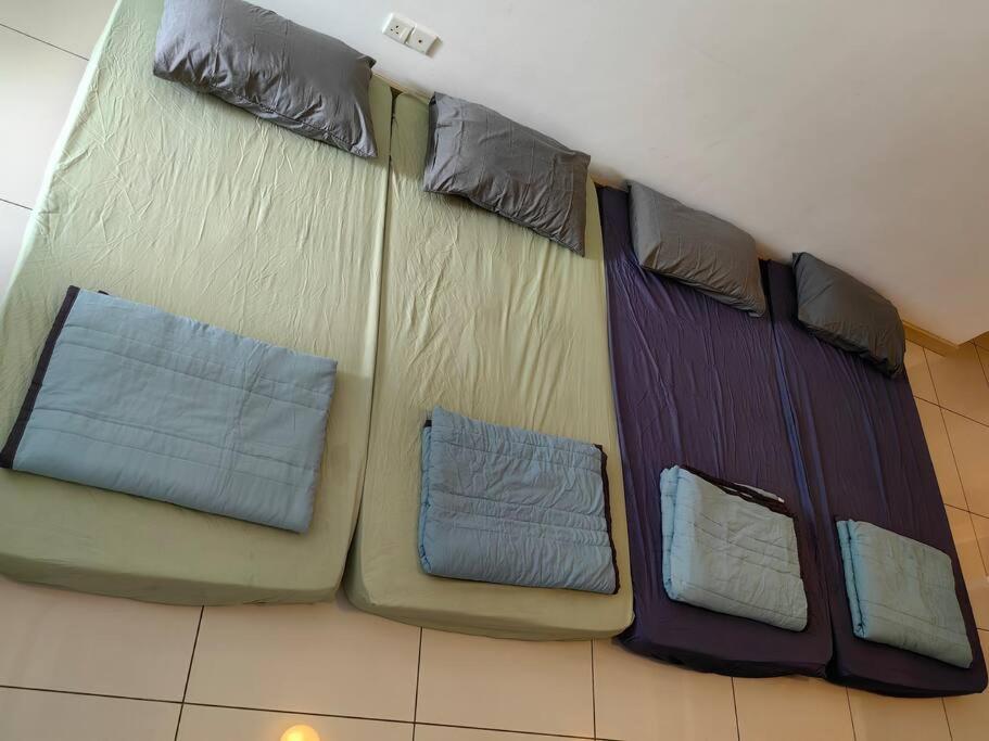 10 Seri Bukit Ceylon 5 minutes Alor Street Bukit Bintang KLCC Pavilion 2R2B 8 Pax