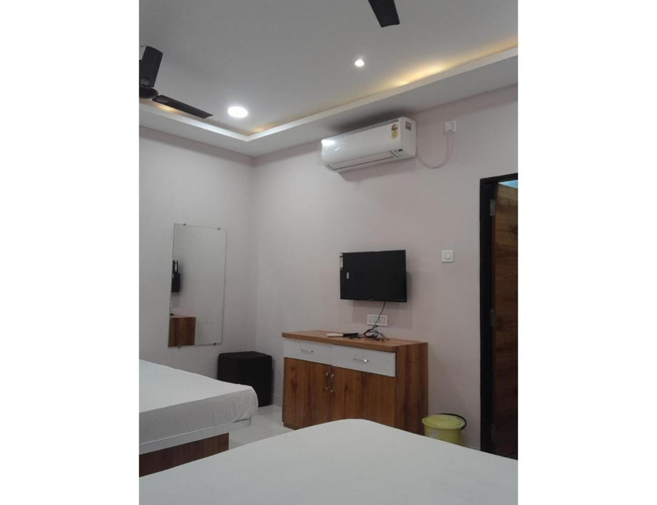 Hotel Mahadev Kripa, Kothi