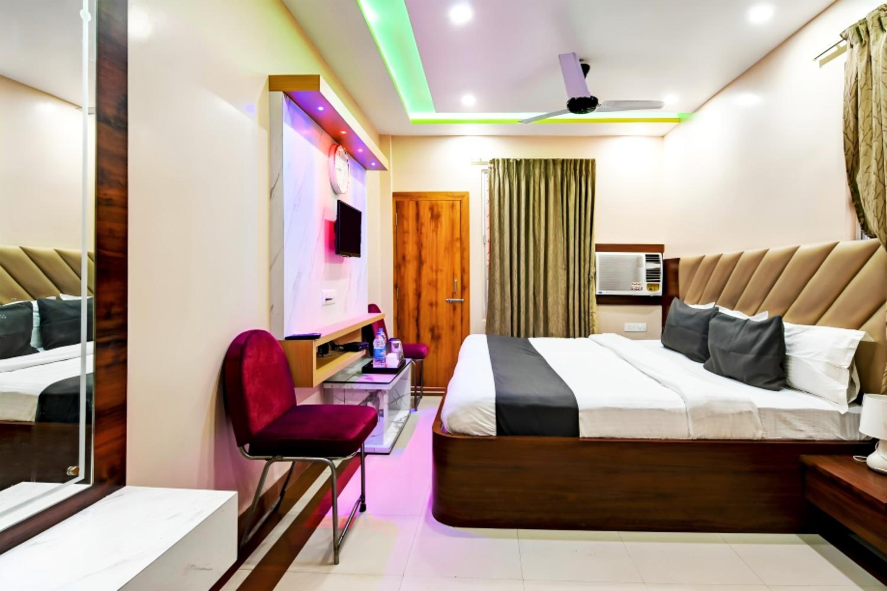 Hotel A-shray Swargadwar Puri Near -Golden-Sea-Beach-and Temple-with-Lift-Wifi-Restaurant-Parking facilities-Newly Decorated Room-with-Prime-Location