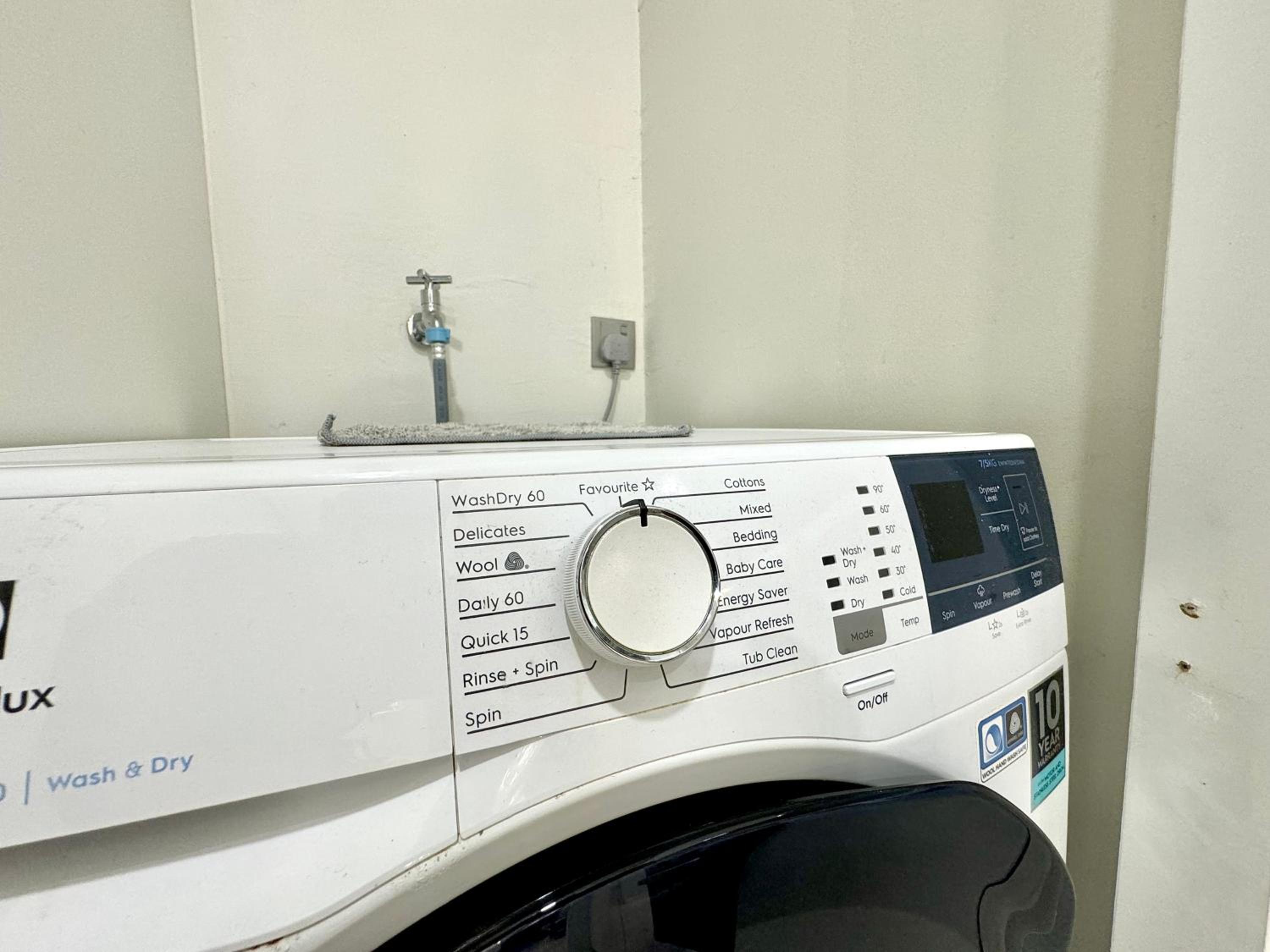Sky Suites Deluxe 3BR Suite at KLCC