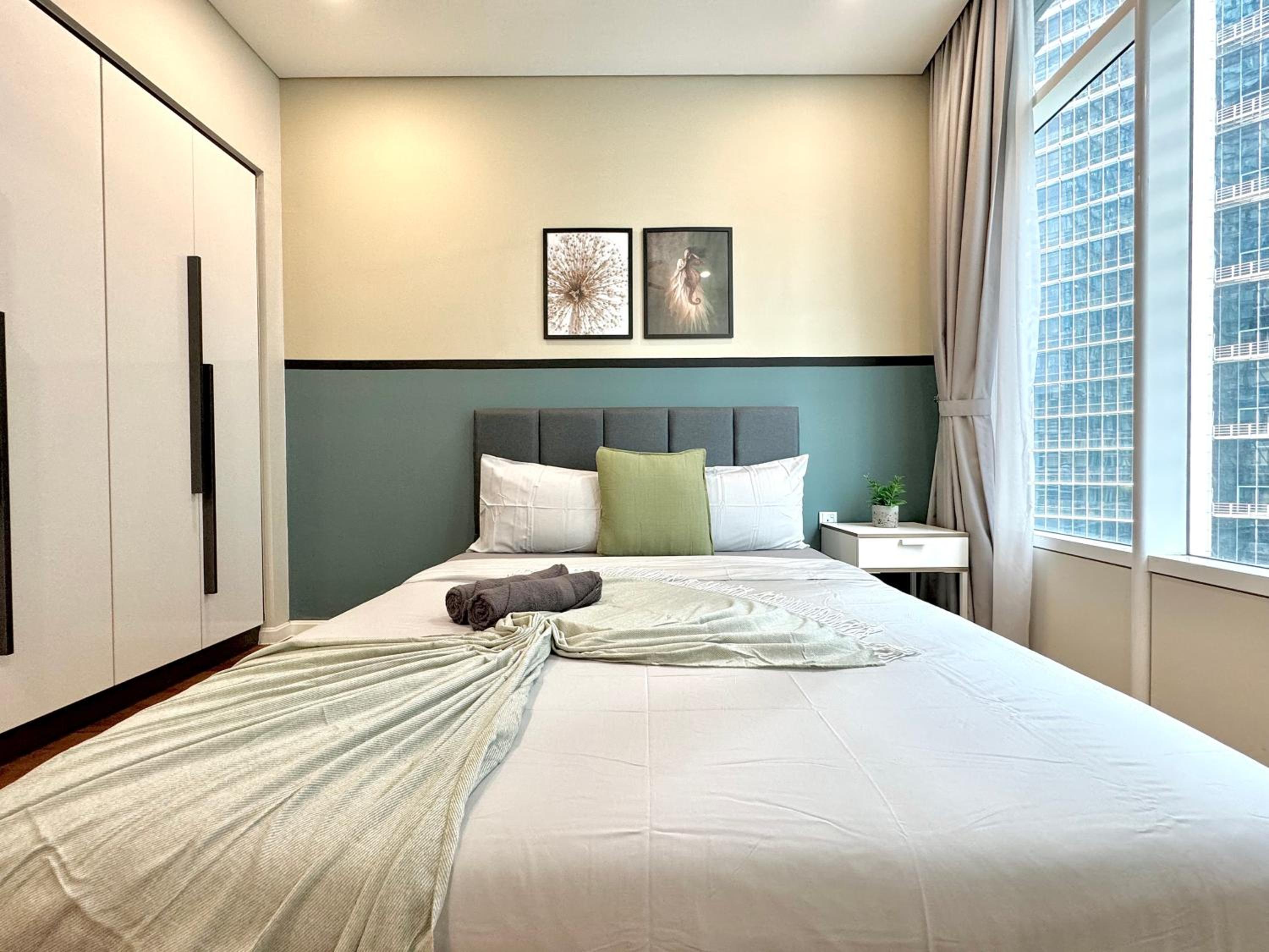 Sky Suites Deluxe 3BR Suite at KLCC