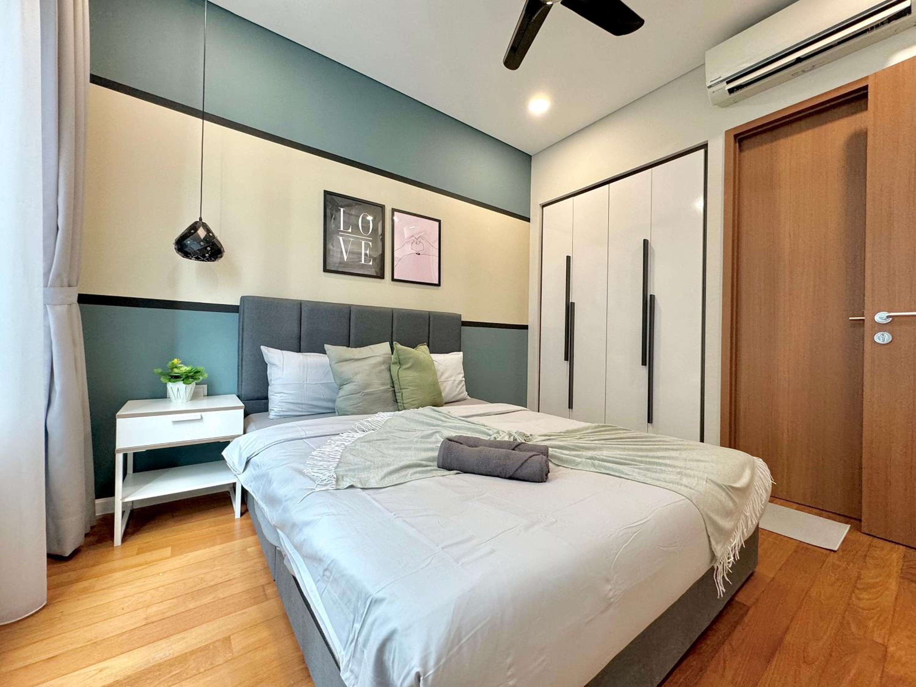 Sky Suites Deluxe 3BR Suite at KLCC