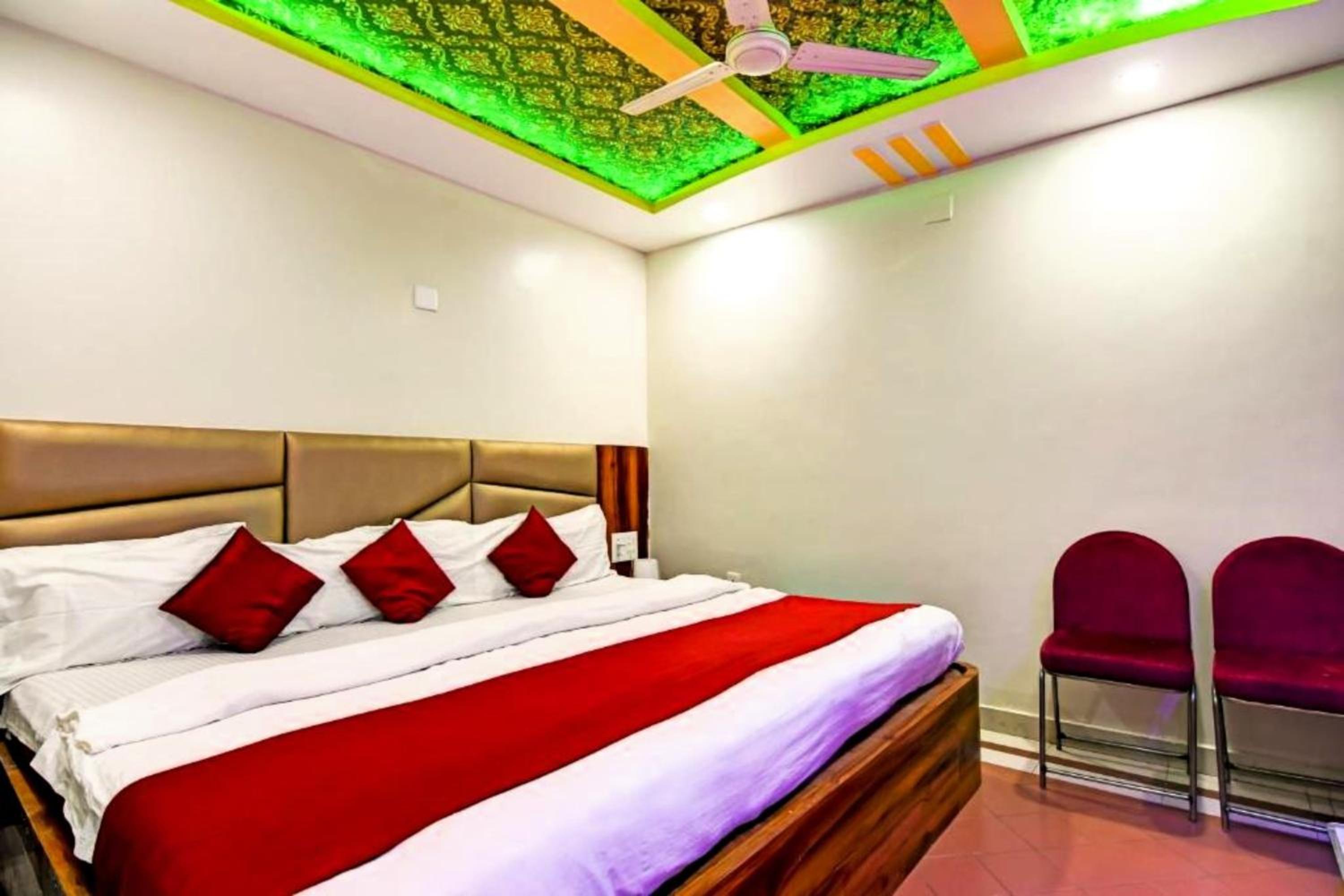 Hotel A-shray Swargadwar Puri Near -Golden-Sea-Beach-and Temple-with-Lift-Wifi-Restaurant-Parking facilities-Newly Decorated Room-with-Prime-Location