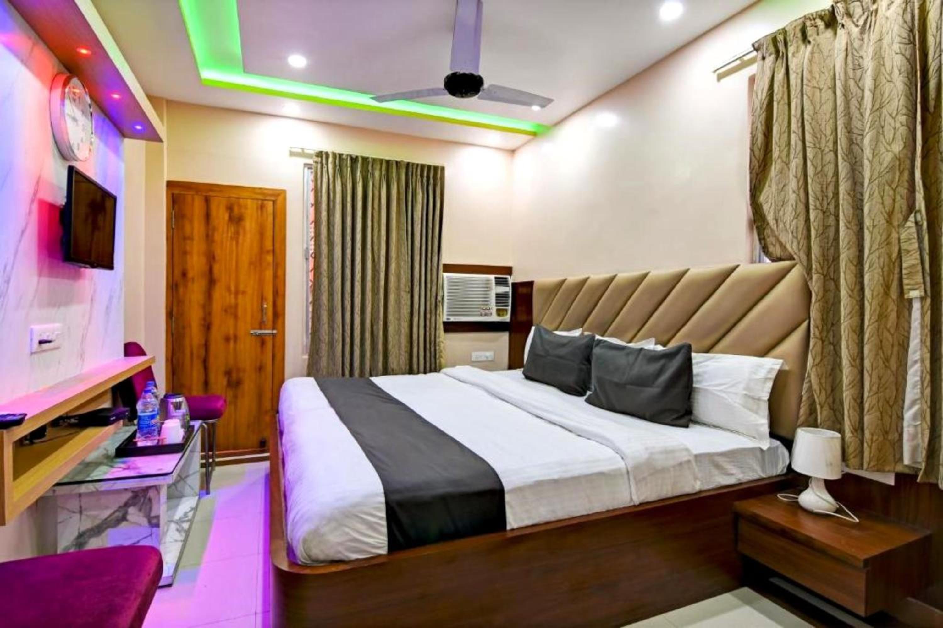Hotel A-shray Swargadwar Puri Near -Golden-Sea-Beach-and Temple-with-Lift-Wifi-Restaurant-Parking facilities-Newly Decorated Room-with-Prime-Location