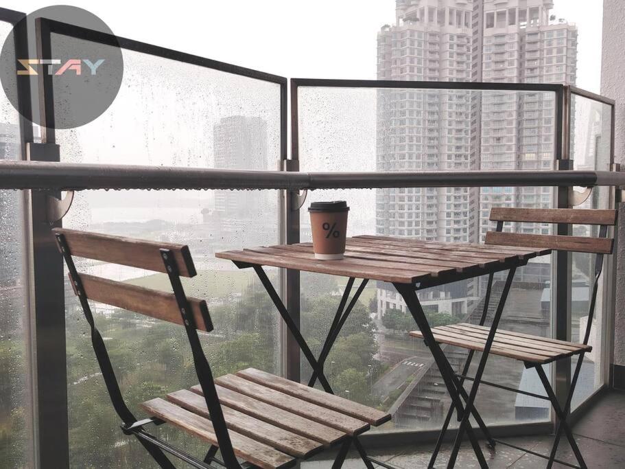 Almas Suites Cozy Stylish Studio by STAY photo 3