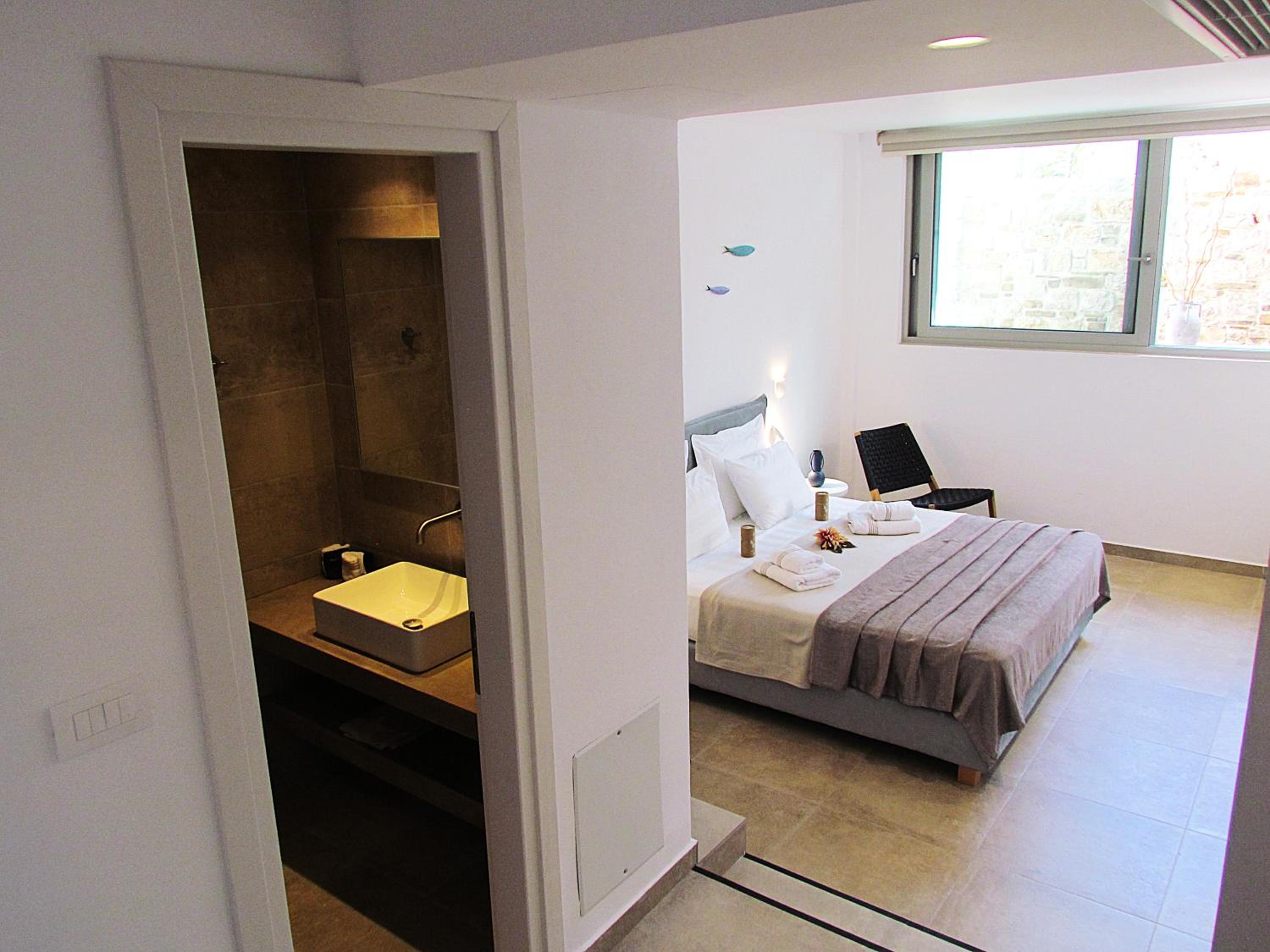 Orelia Luxury Villas