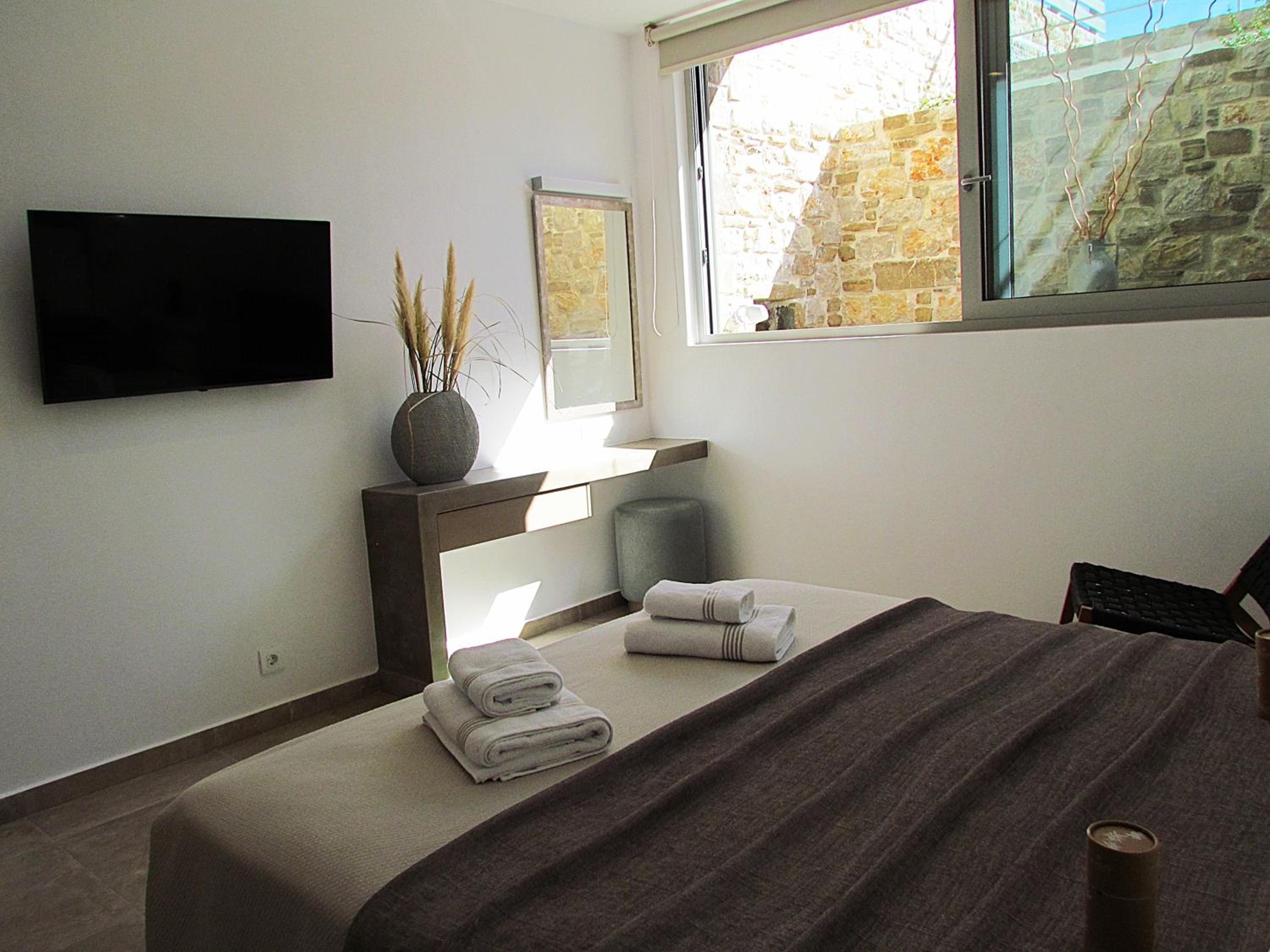 Orelia Luxury Villas