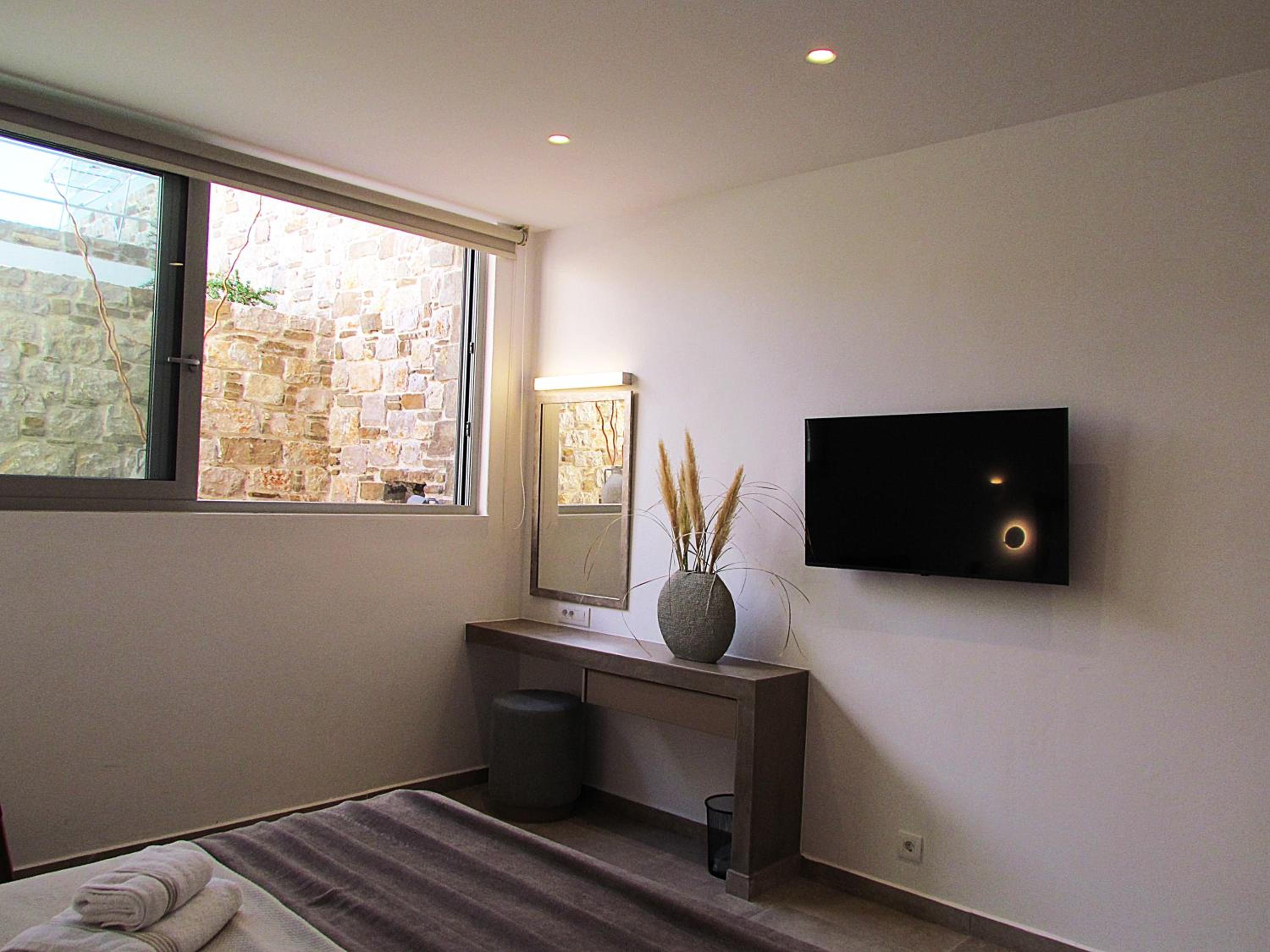 Orelia Luxury Villas