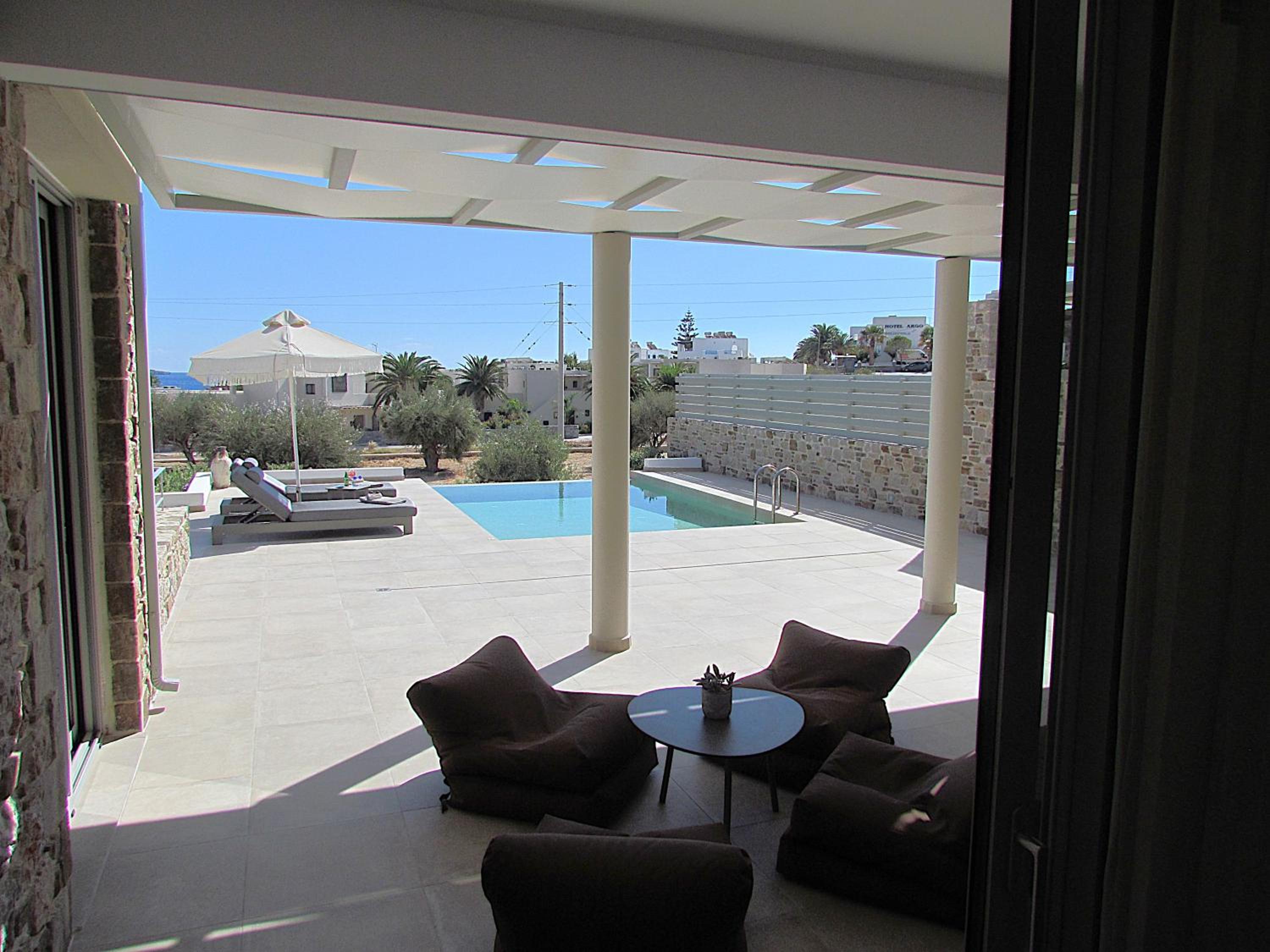 Orelia Luxury Villas