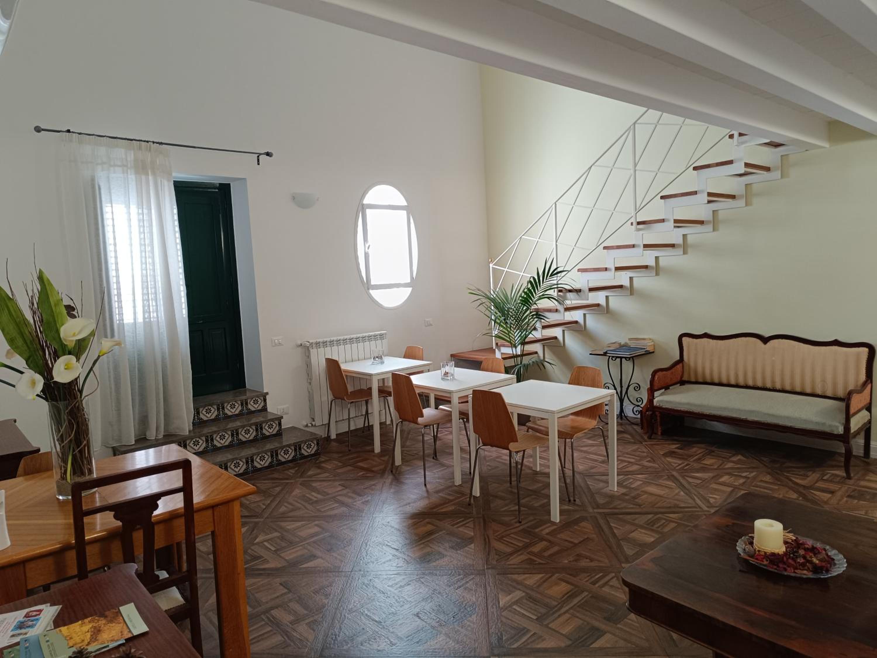 Demetra Rooms en Palermo — lounge