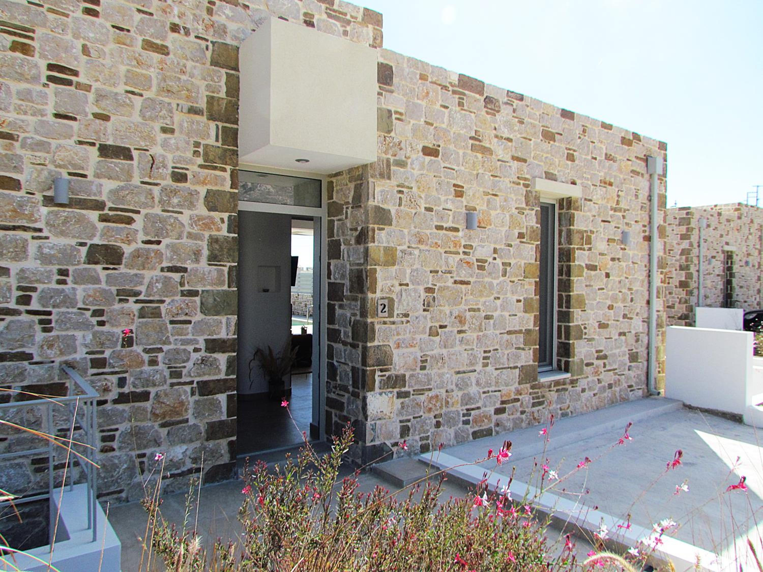 Orelia Luxury Villas