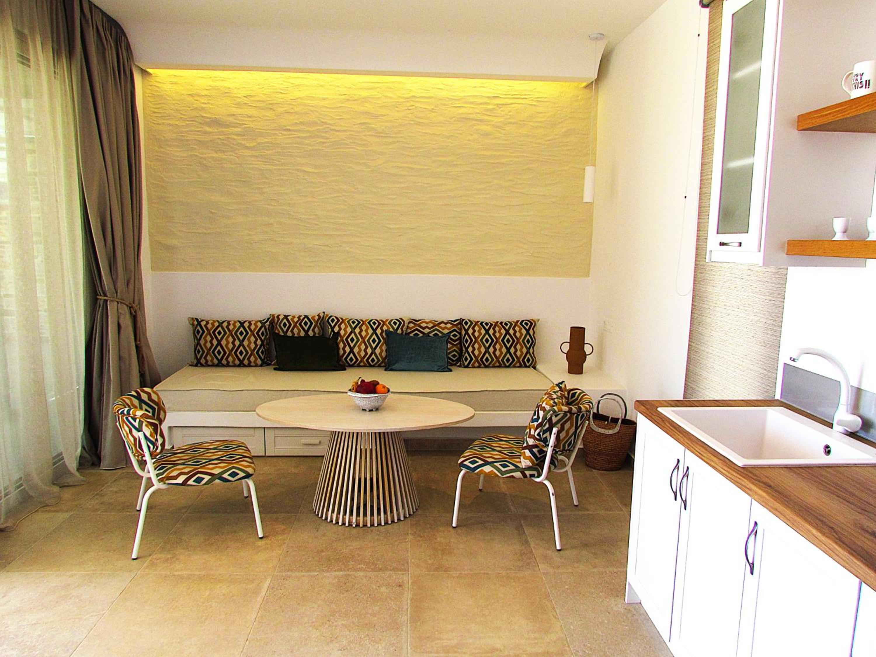 Orelia Luxury Villas